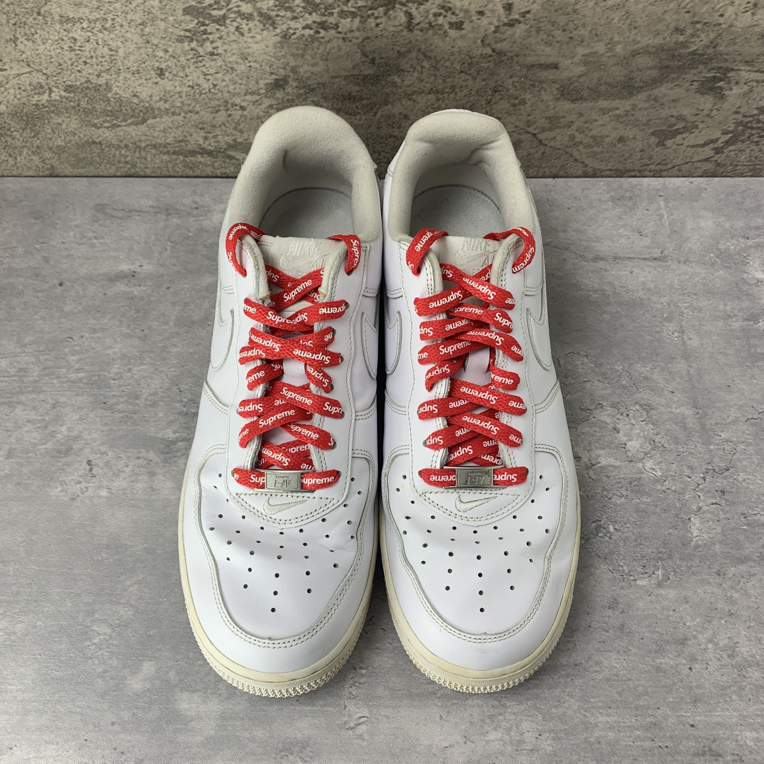 Nike × Supreme Nike x Supreme Air Force 1 Low White CU9225-100 Size US 9 / EU 42 - 9 Thumbnail