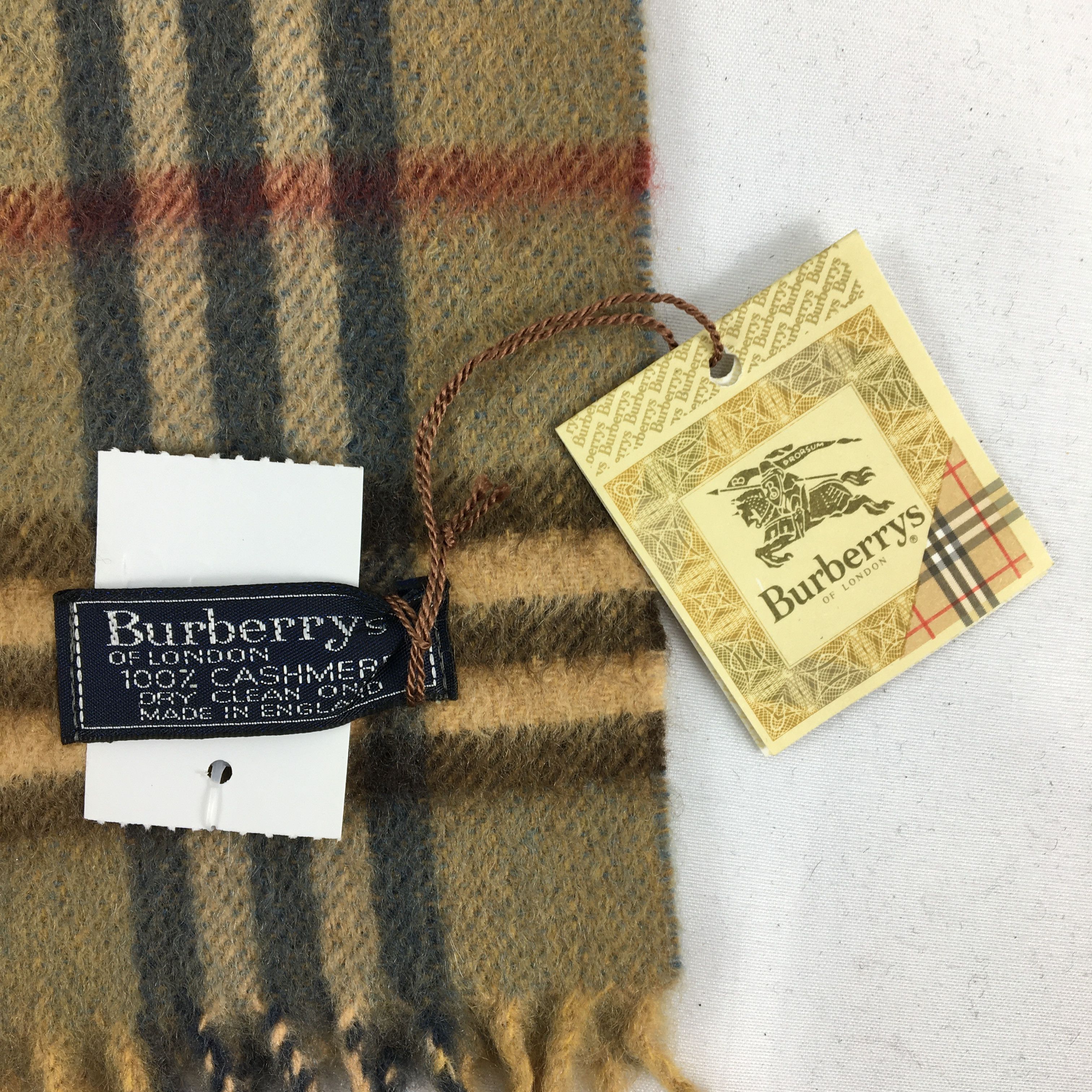Burberry NWT Vintage Burberry Scarf Muffler Wool Winter Scarves . Size ONE SIZE - 4 Thumbnail