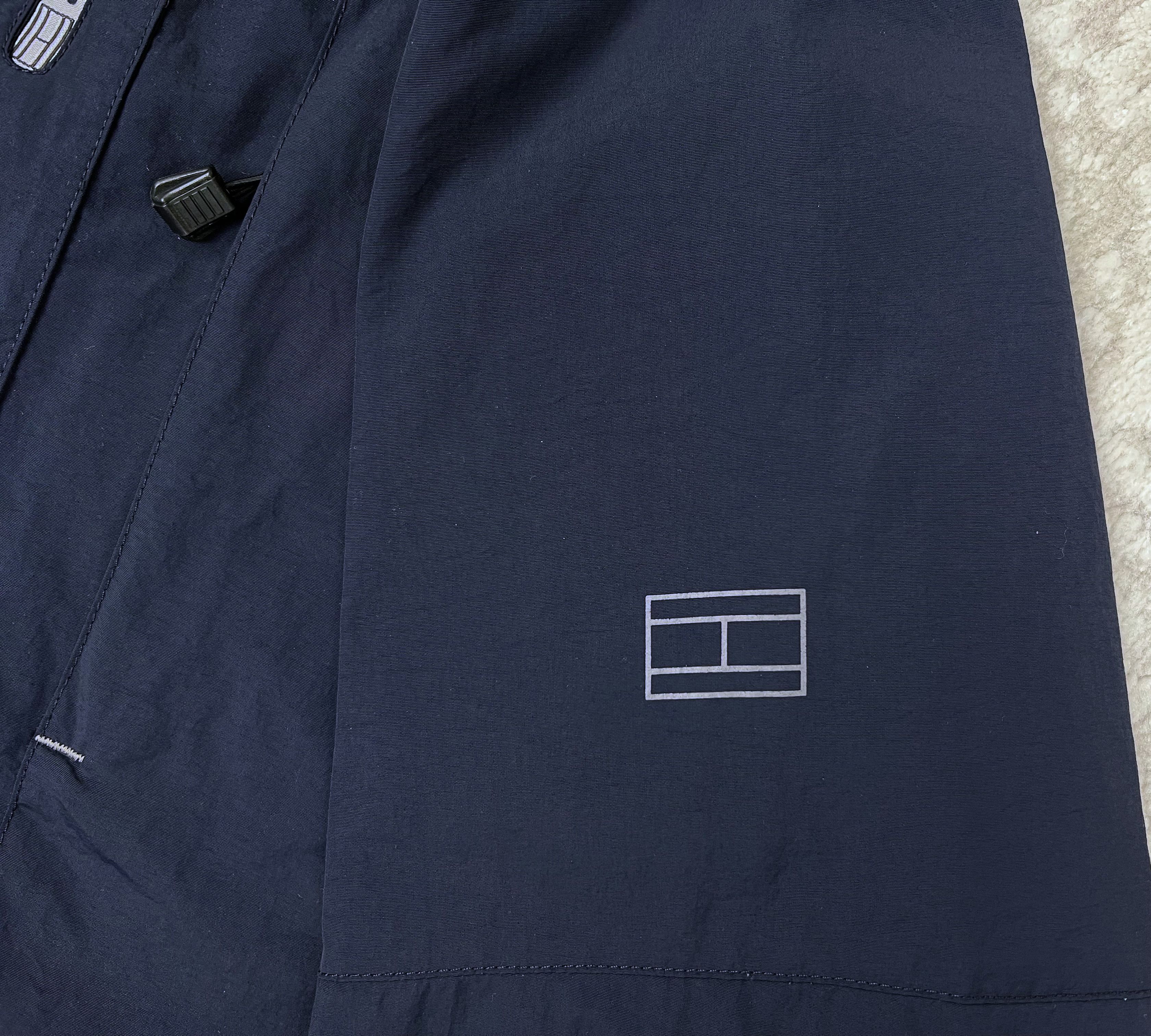 Tommy Hilfiger Tommy Hilfiger Y2K H-Tech Nylon Jacket StowawayHood HongKong Size US L / EU 52-54 / 3 - 17 Thumbnail