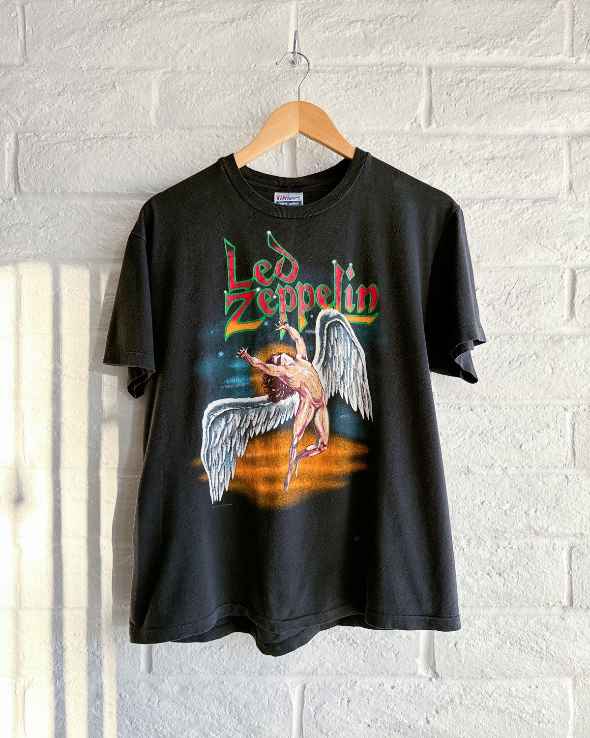 Vintage Vintage 80s Led Zeppelin Swan Song T Shirt Single Stitch Size US L / EU 52-54 / 3 - 1 Thumbnail