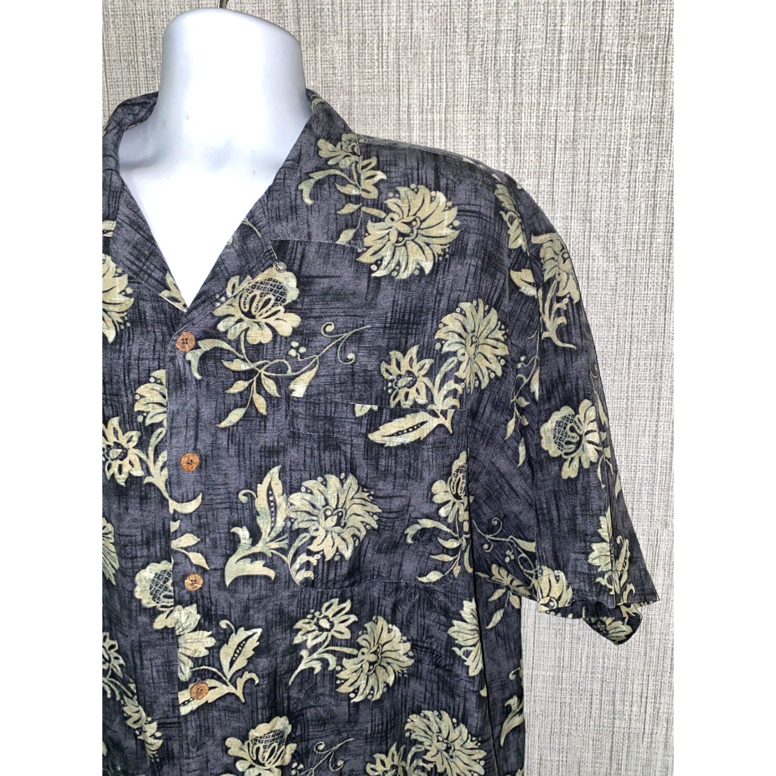 Tommy Bahama Tommy Bahama Aloha Floral Silk Shirt XL Multicolor Casual Short Sleeve Mens Size US XL / EU 56 / 4 - 2 Thumbnail