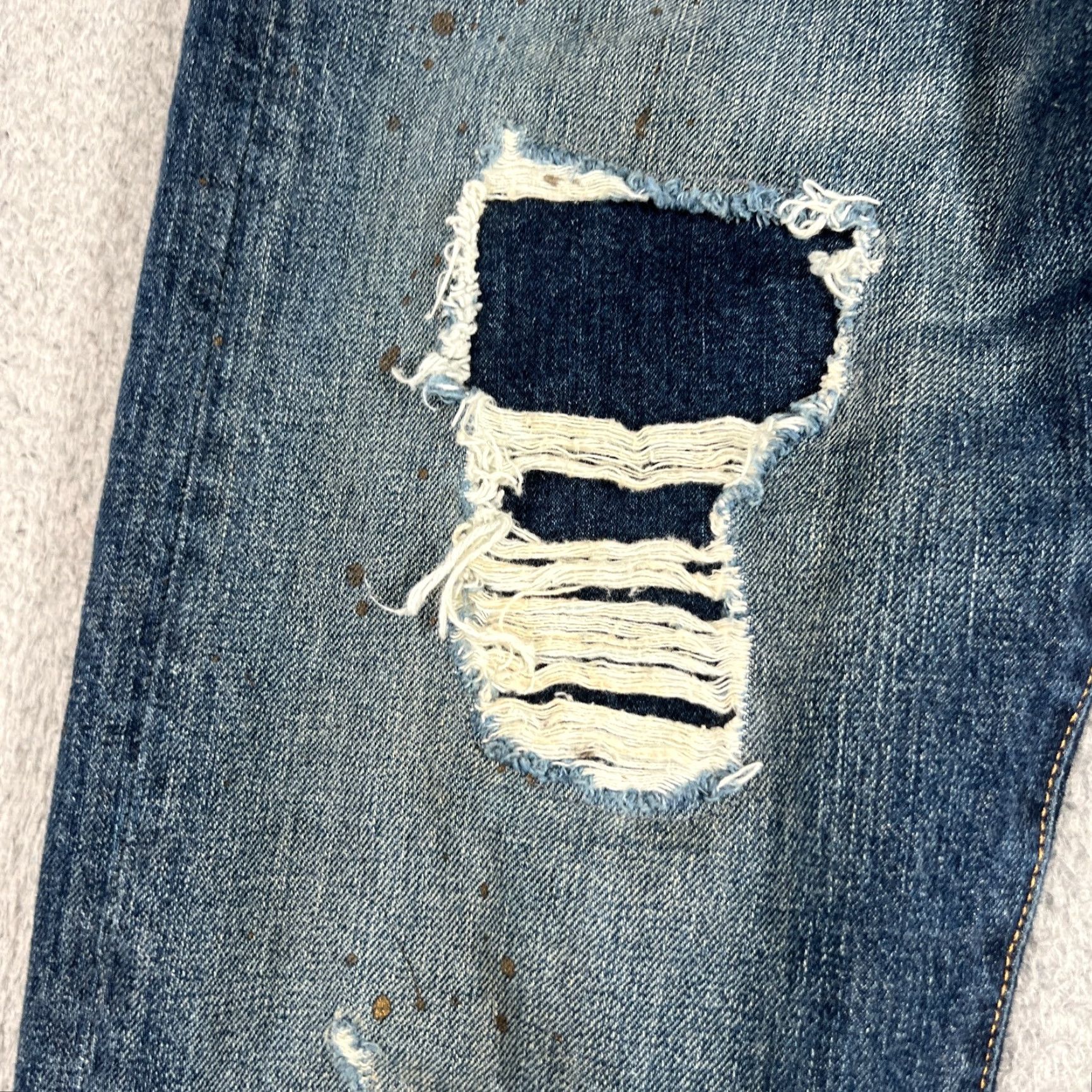 Levi's Levi's 501 Jeans Mens 34x32 Straight Leg Blue Distressed Comfort Casual Size US 34 / EU 50 - 4 Thumbnail
