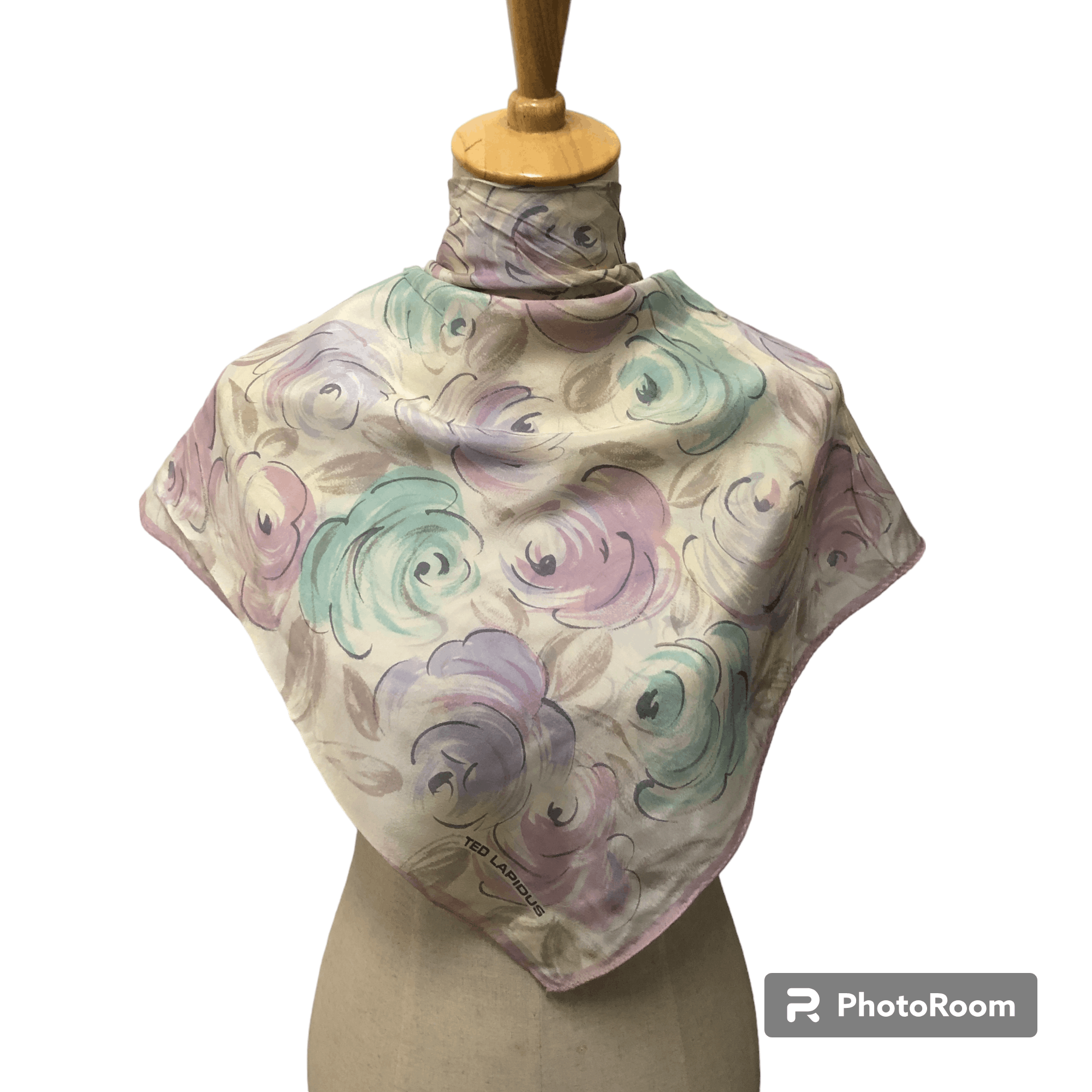 TED LAPIDUS Ted Lapidus Floral Hand Rolled Silk Scarf M1046 Size ONE SIZE - 1 Thumbnail