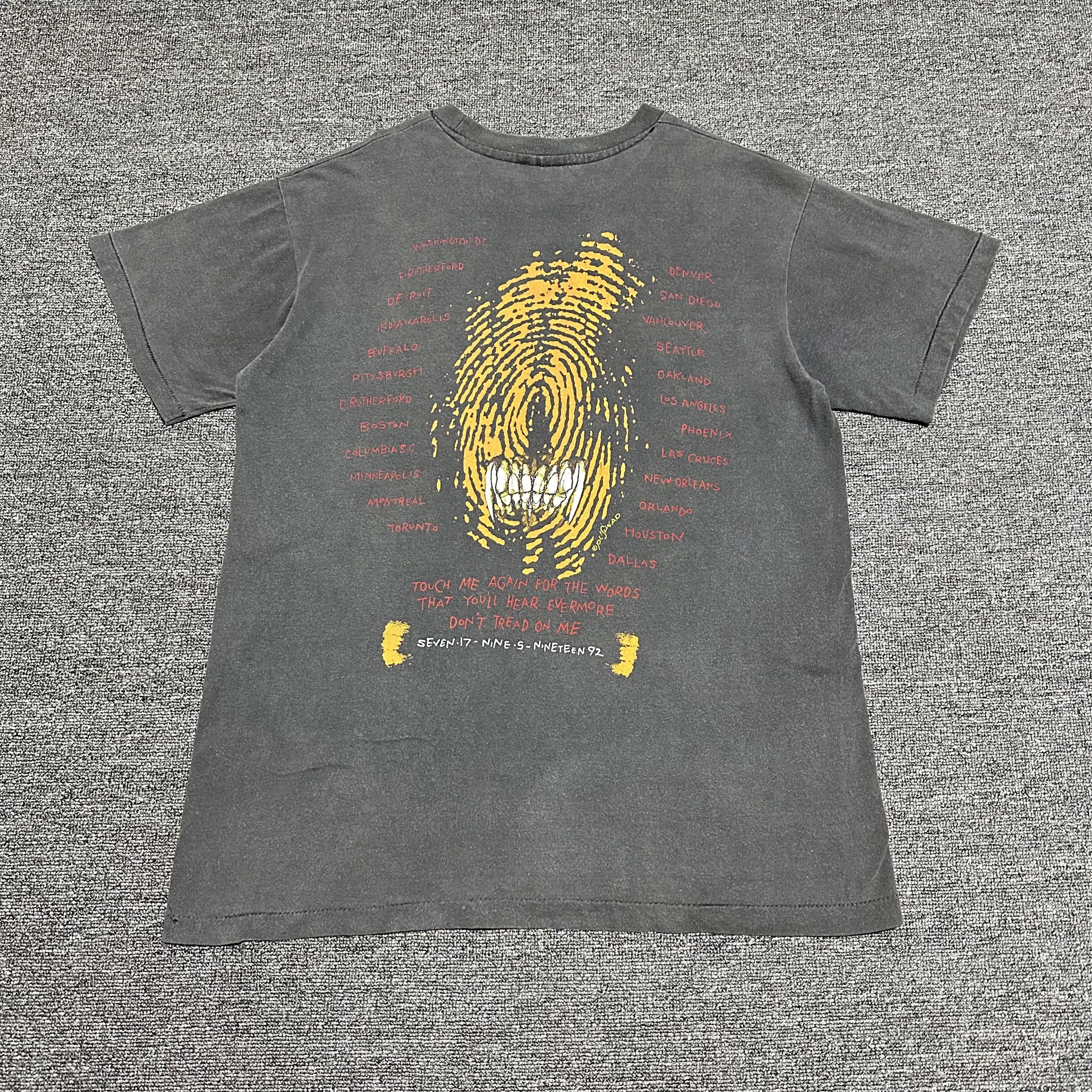 Band Tees Vintage Metallica Tee Size US L / EU 52-54 / 3 - 2 Thumbnail