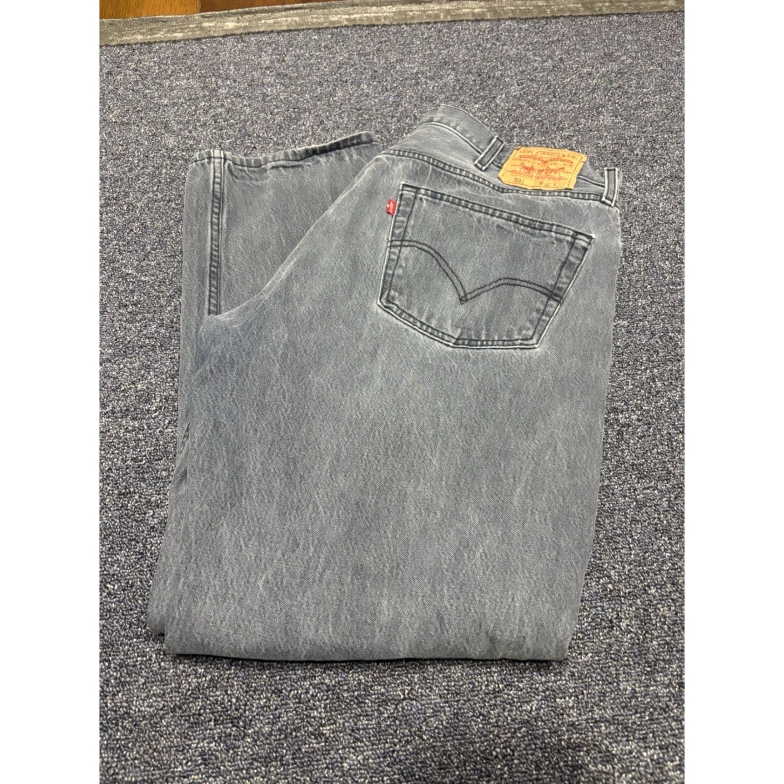 Levi's Levi's 501 Jeans Mens 42x32 Light Gray Button Fly Straight Levi's 501 Denim Regular Straight Mens Size US 42 / EU 58 - 4 Thumbnail