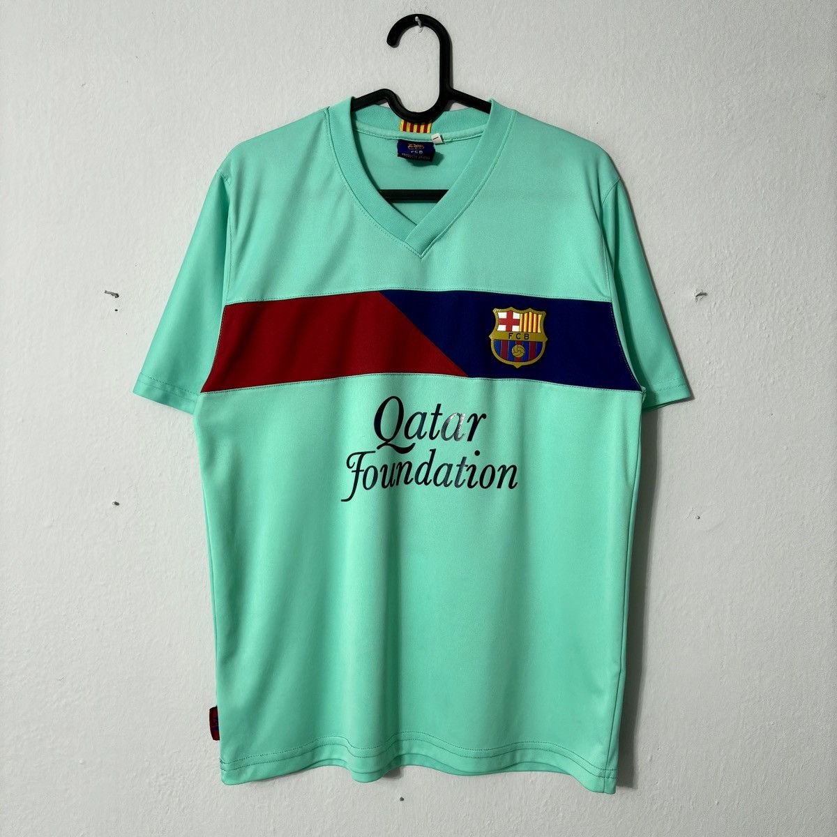 Vintage 2010 2012 FC Barcelona Xavi Vintage Official Soccer Jersey M Size US M / EU 48-50 / 2 - 2 Thumbnail