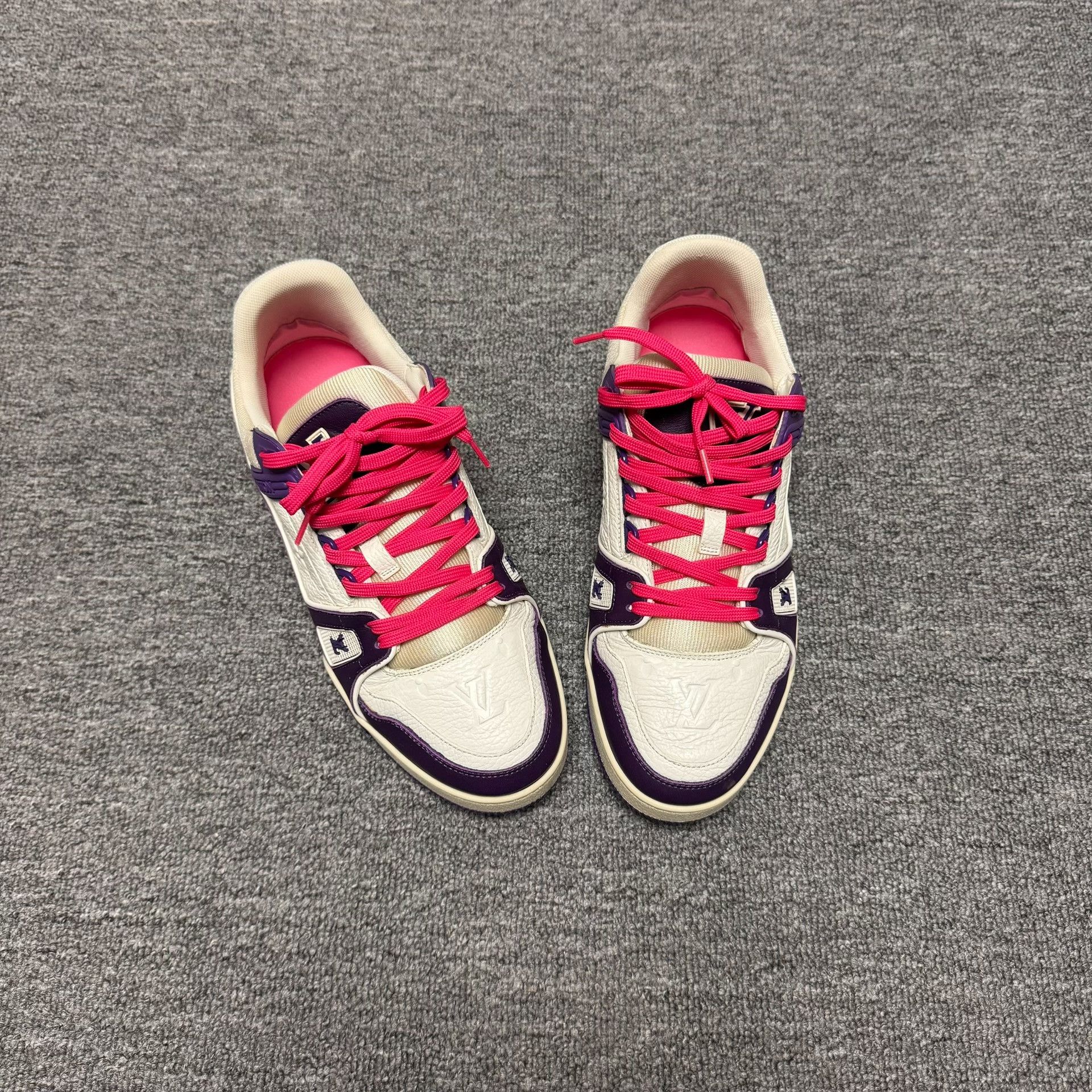 Louis Vuitton Louis Vuitton Trainer Low-Top Basketball Sneakers Size US 7.5 / EU 40-41 - 1 Thumbnail