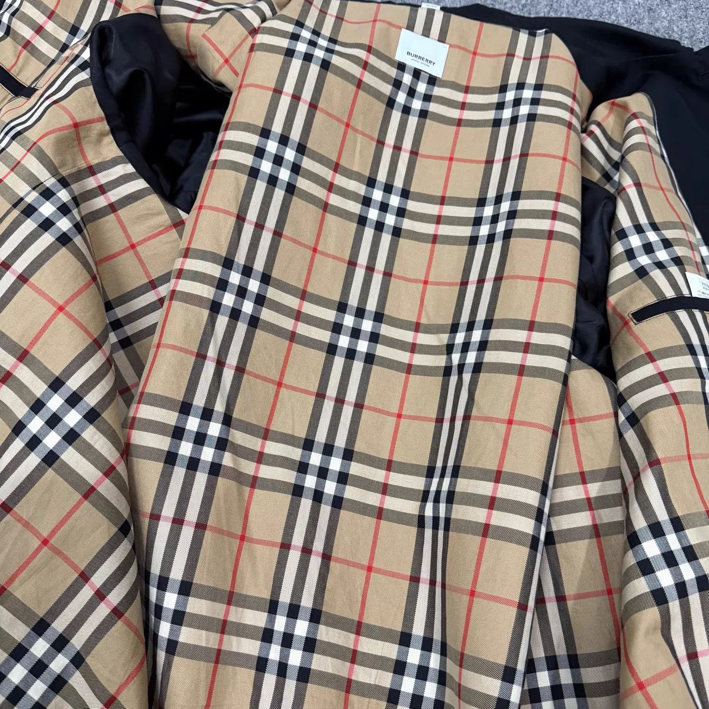 Burberry Burberry Check Embroidered Horseferry M Nylon Trench 54 99N Size US L / EU 52-54 / 3 - 3 Thumbnail
