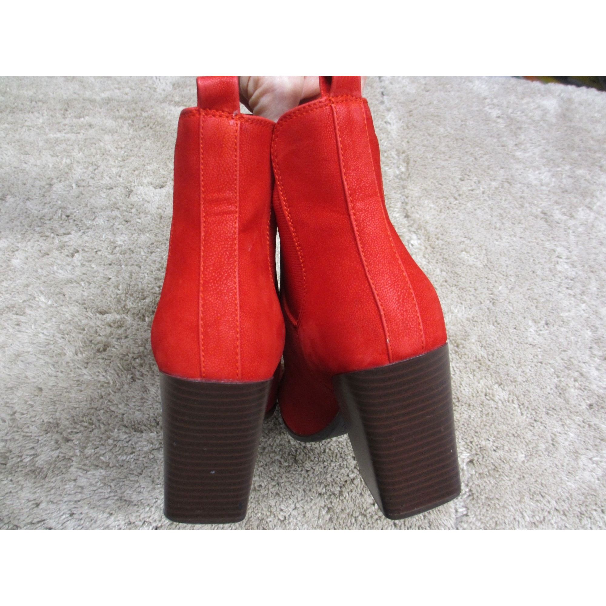 Other JOURNEE COLLECTION WOMENS PULL ON RED ANKLE BOOTS 7 Size US 7 / IT 37 - 4 Thumbnail