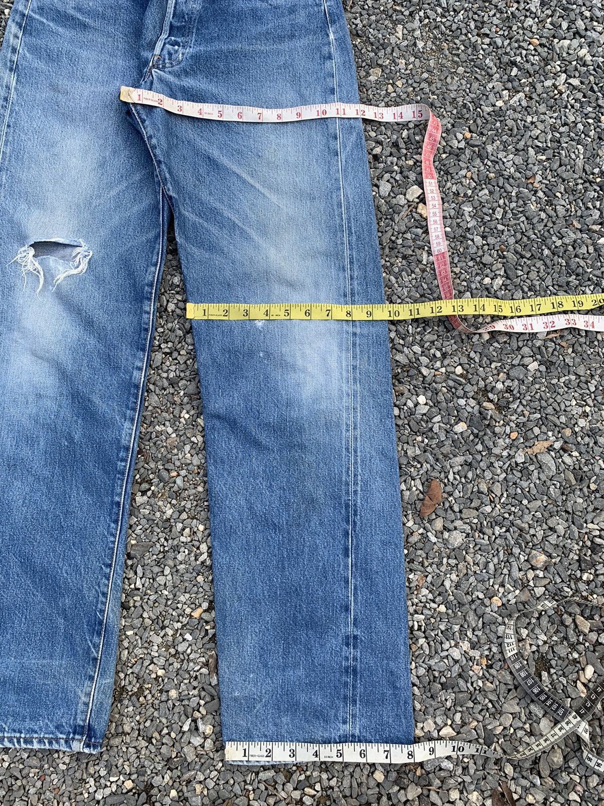 Levi's VINTAGE LEVIS 501 BIG E 555 SELVEDGE FADED DISTRESSED DENIM Size US 29 - 23 Thumbnail