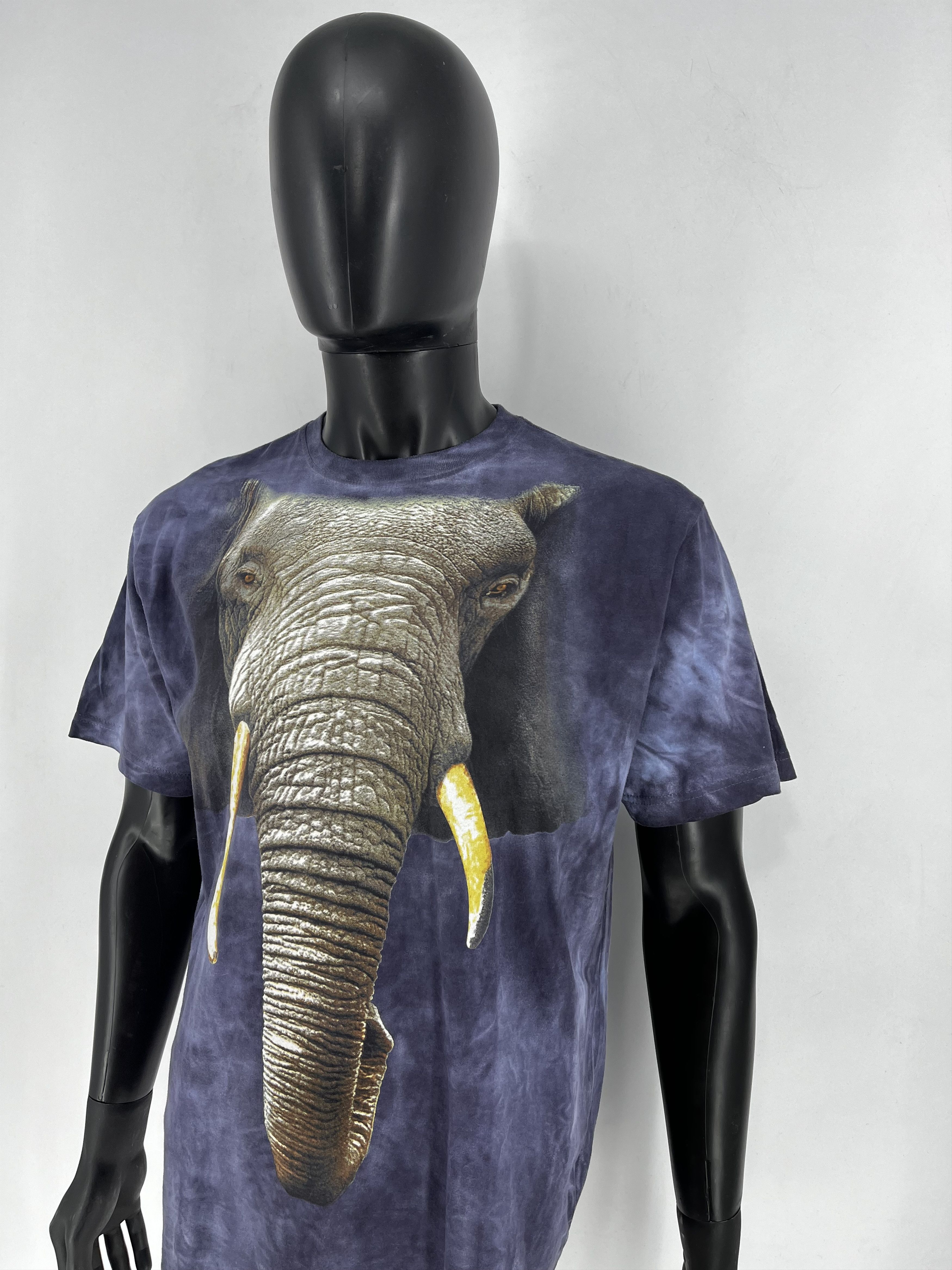 The Mountain Elephant Vintage Y2K T-Shirt Size L Size US L / EU 52-54 / 3 - 4 Thumbnail