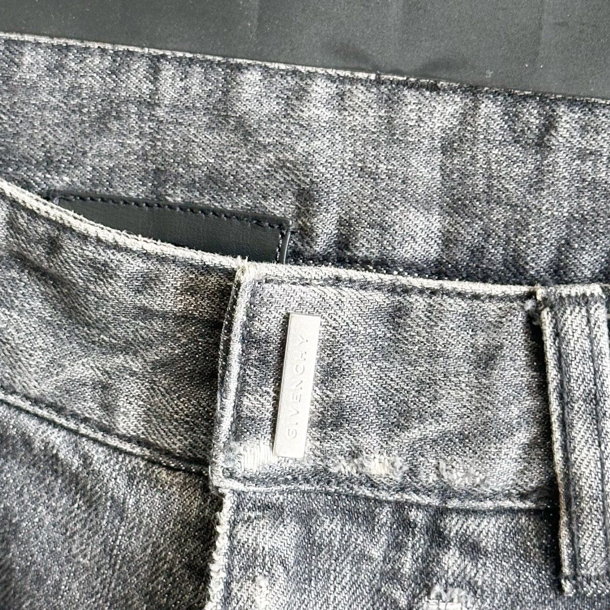 Givenchy Givenchy MMW Thrashed Moleskin Boro Repair Denim Size US 32 / EU 48 - 11 Thumbnail