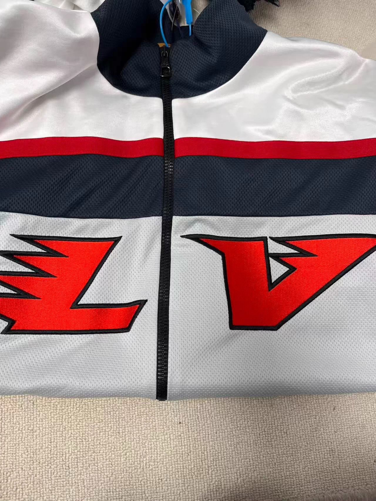 Louis Vuitton LV color blocked logo hockey jacket men's white XXL Size US XXL / EU 58 / 5 - 3 Thumbnail