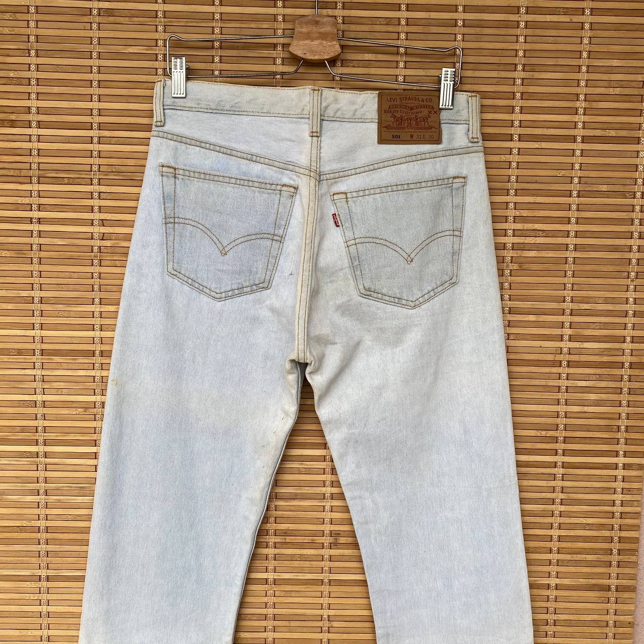 Levi's Vintage Clothing W30X30" VINTAGE 94 LEVIS 501 DISTRESSED LIGHTWASH DENIM Size US 30 / EU 46 - 6 Thumbnail
