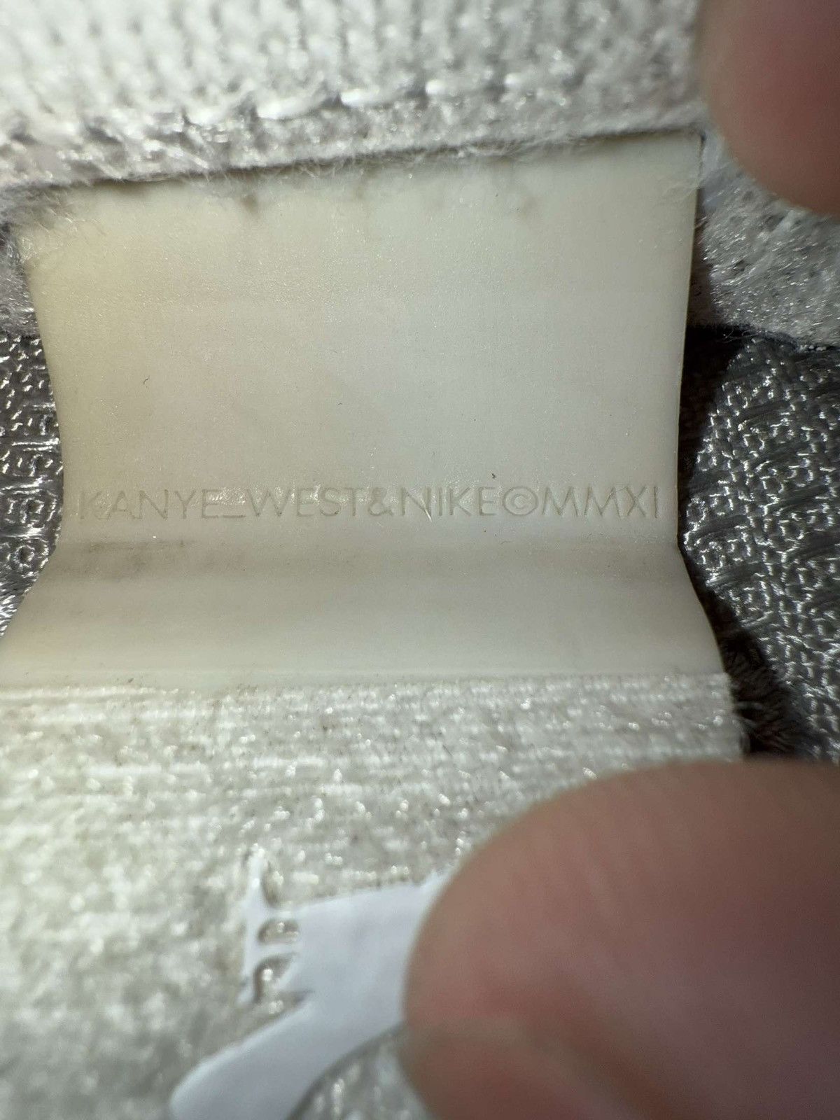 Nike Nike yeezy 2 platinum size 7 Size US 7 / EU 40 - 11 Thumbnail