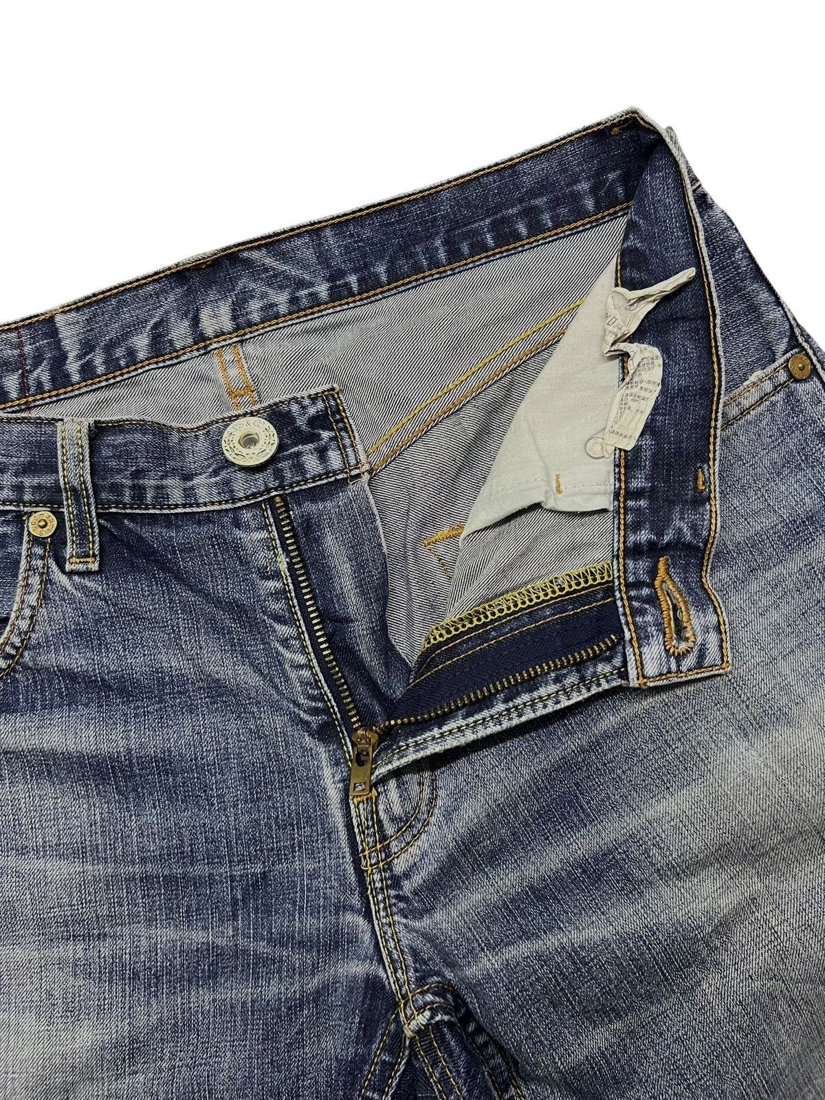 Levi's Vintage Levi’s 502 - Faded Wash, Distressed Denim Size US 33 - 10 Thumbnail