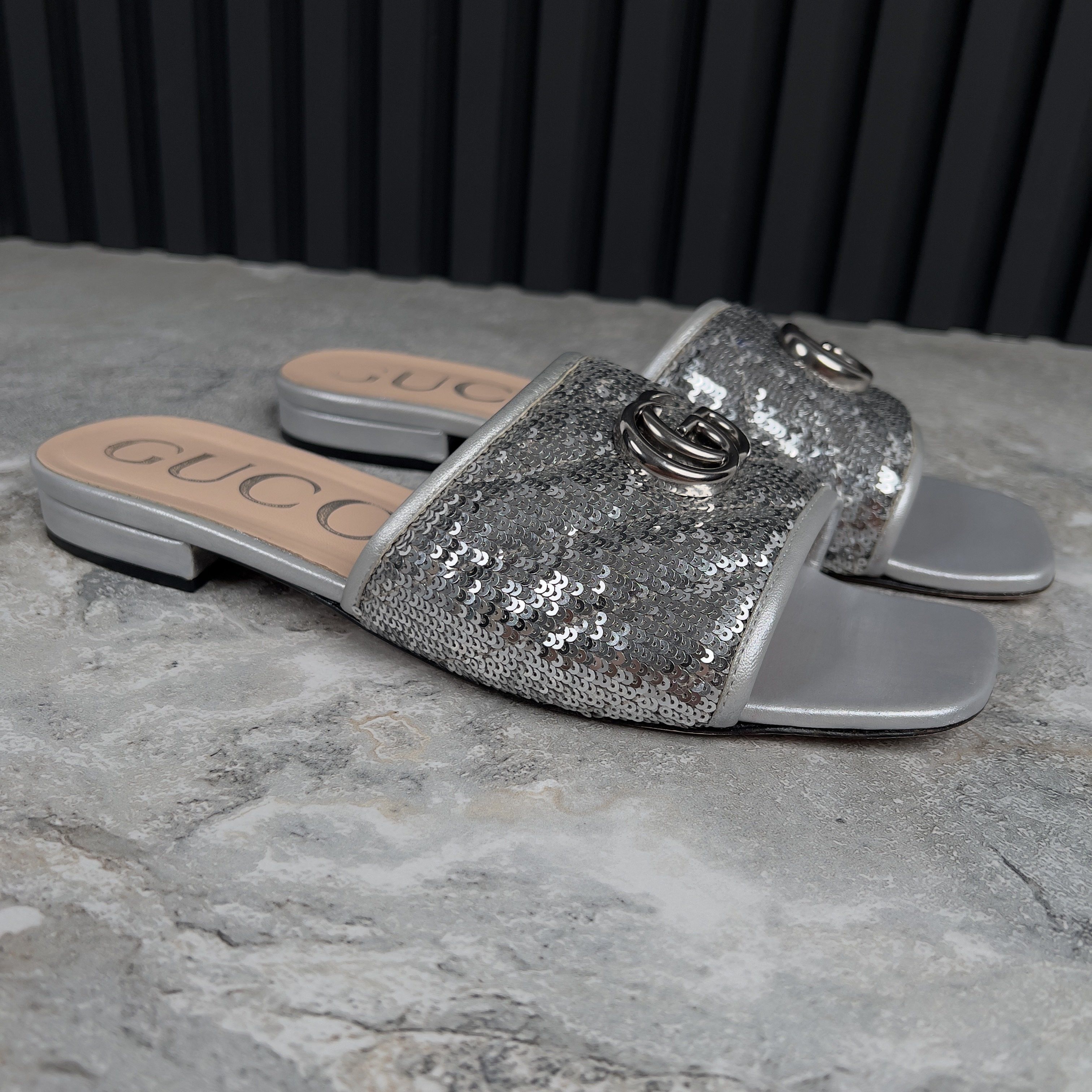 Gucci Marmont GG Slide Sandals Mule Silver Leather Sequin Size US 9 / IT 39 - 4 Thumbnail