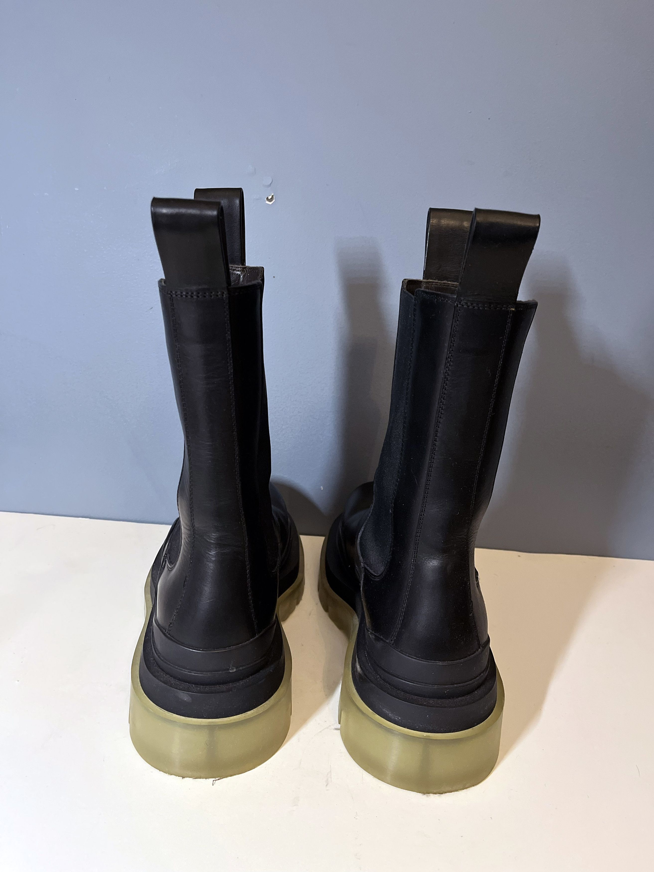 Bottega Veneta BOTTEGA VENETA BLACK TRANSPARENT TIRE BOOTS EU 42/ US 10 Size US 9 / EU 42 - 2 Thumbnail