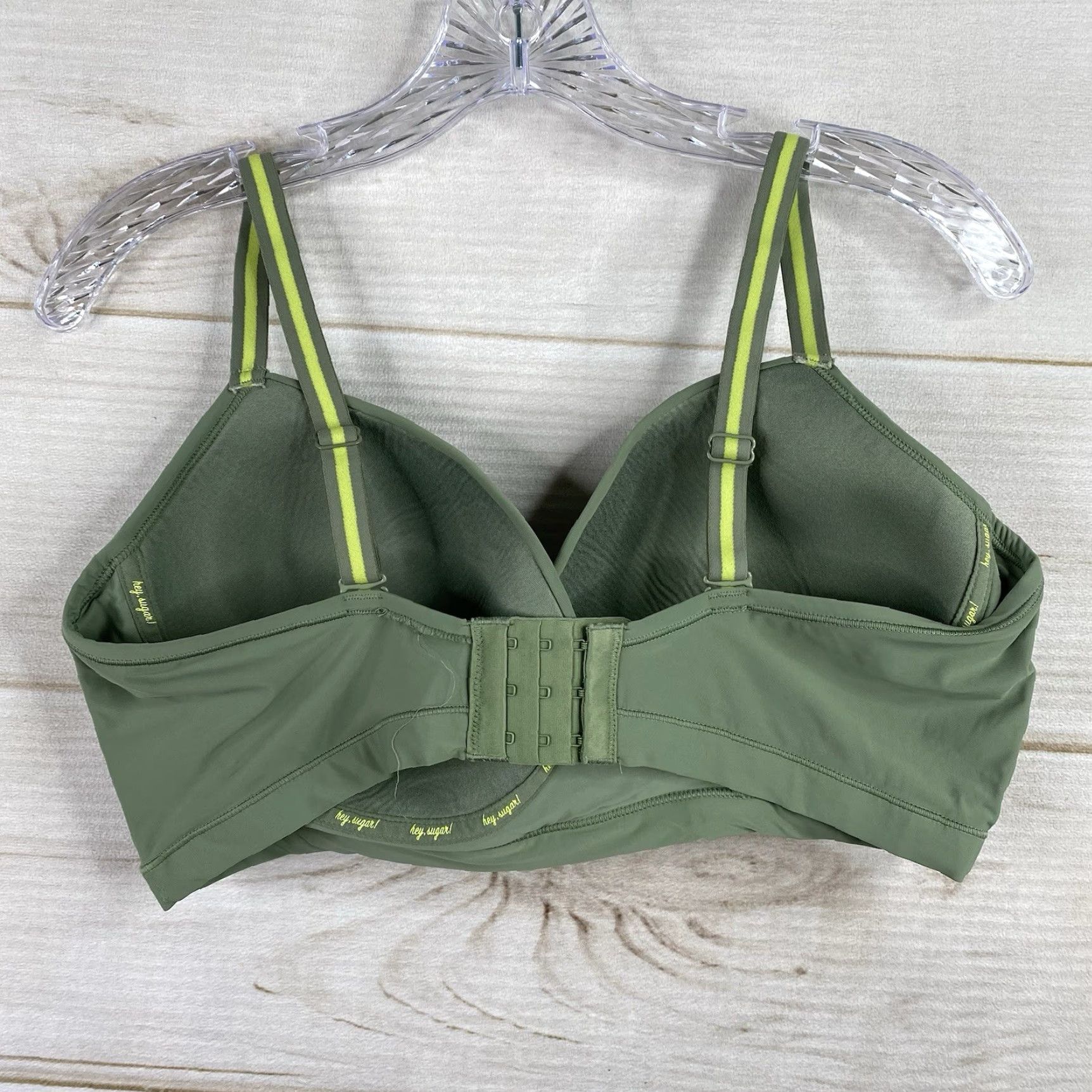 Vintage Kindly XXL Green Wireless Cross Over Hybrid Sea Spray Bra - T-Shirt Style, Convertible, Adjustable Strap, White? Size ONE SIZE - 5 Thumbnail