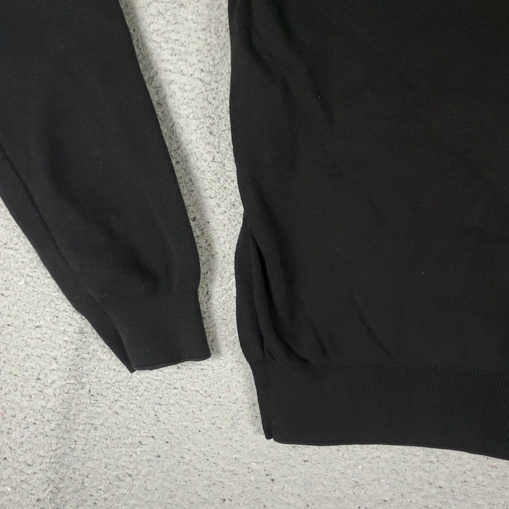 Polo Ralph Lauren VINTAGE Polo Ralph Lauren Men’s Sweater XL Knit V-Neck Pullover Black Purple Pony Pima Cotton Size US XL / EU 56 / 4 - 4 Thumbnail