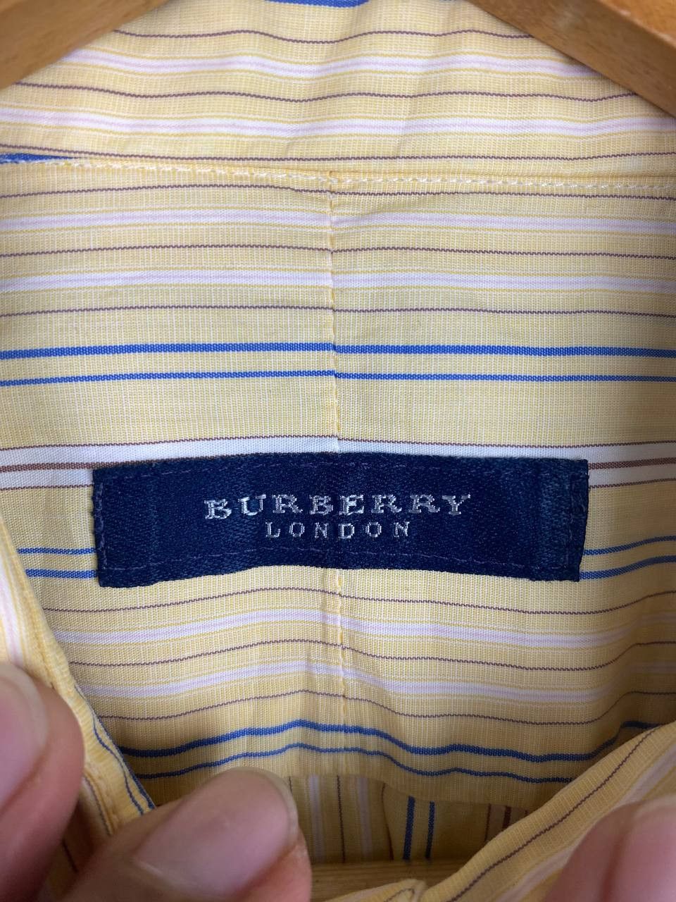 Burberry vintage burberry shirt by neiman marcus nice design Size US XL / EU 56 / 4 - 5 Thumbnail