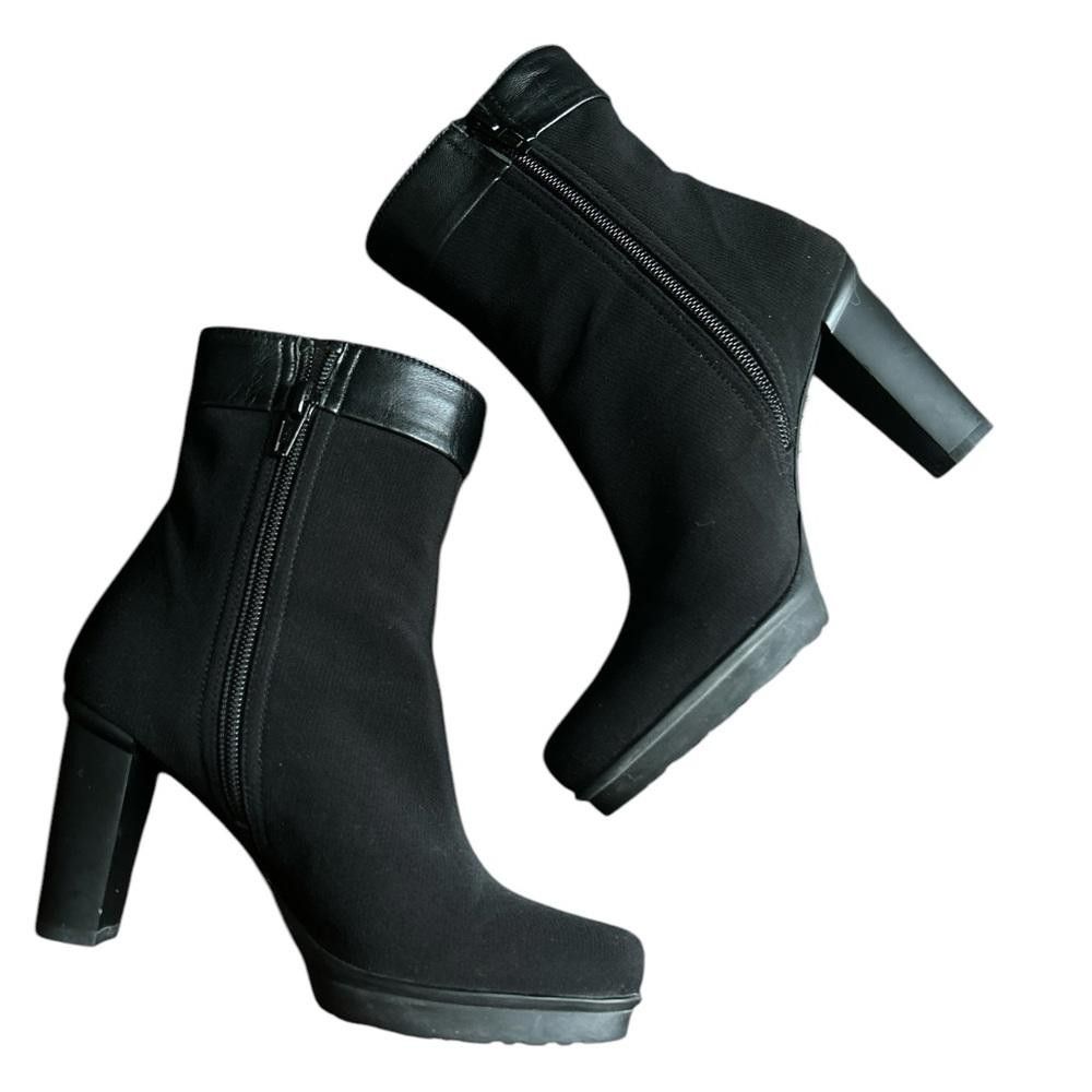 Stuart Weitzman Stuart Weitzman Gore-Tex Black Ankle Boots Size US 5.5 / IT 35.5 - 1 Thumbnail