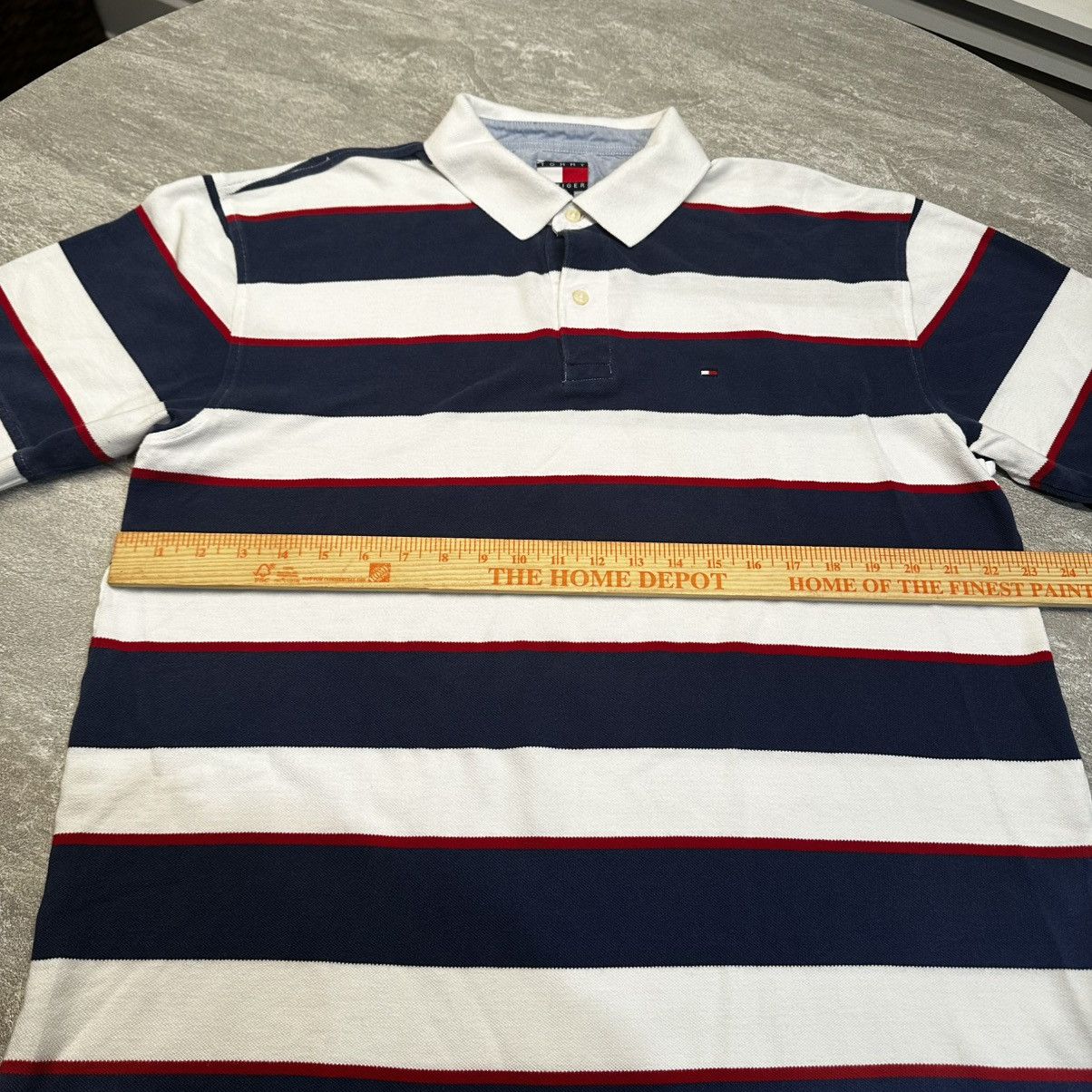 Tommy Hilfiger × Vintage Vintage Tommy Hilfiger Polo Shirt Logo Embroidered Striped Size US XL / EU 56 / 4 - 4 Thumbnail