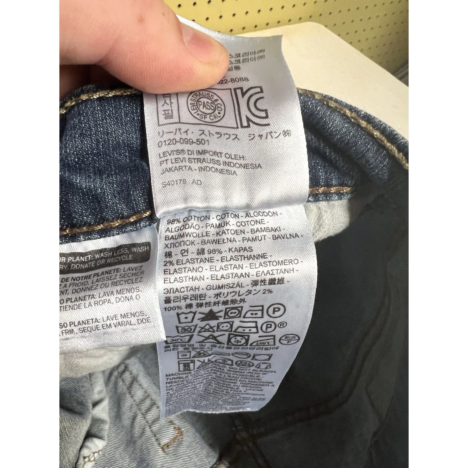 Levi's Levi's 559 Jeans Mens 35x30 Blue Denim Straight Relaxed Regular Fit 559 Model Vintage No Size US 35 - 4 Thumbnail