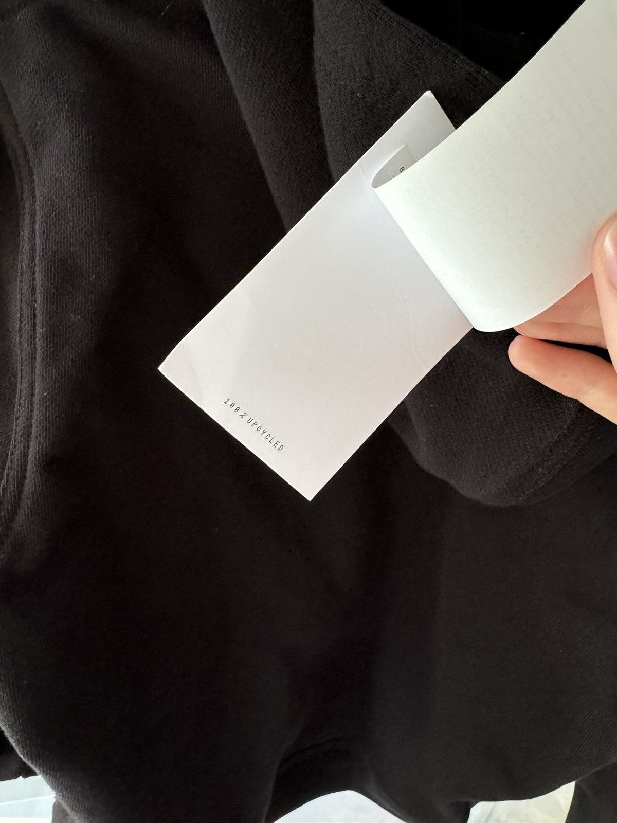Prototypes Cropped gloved hoodie « HARD » Size US M / EU 48-50 / 2 - 12 Thumbnail