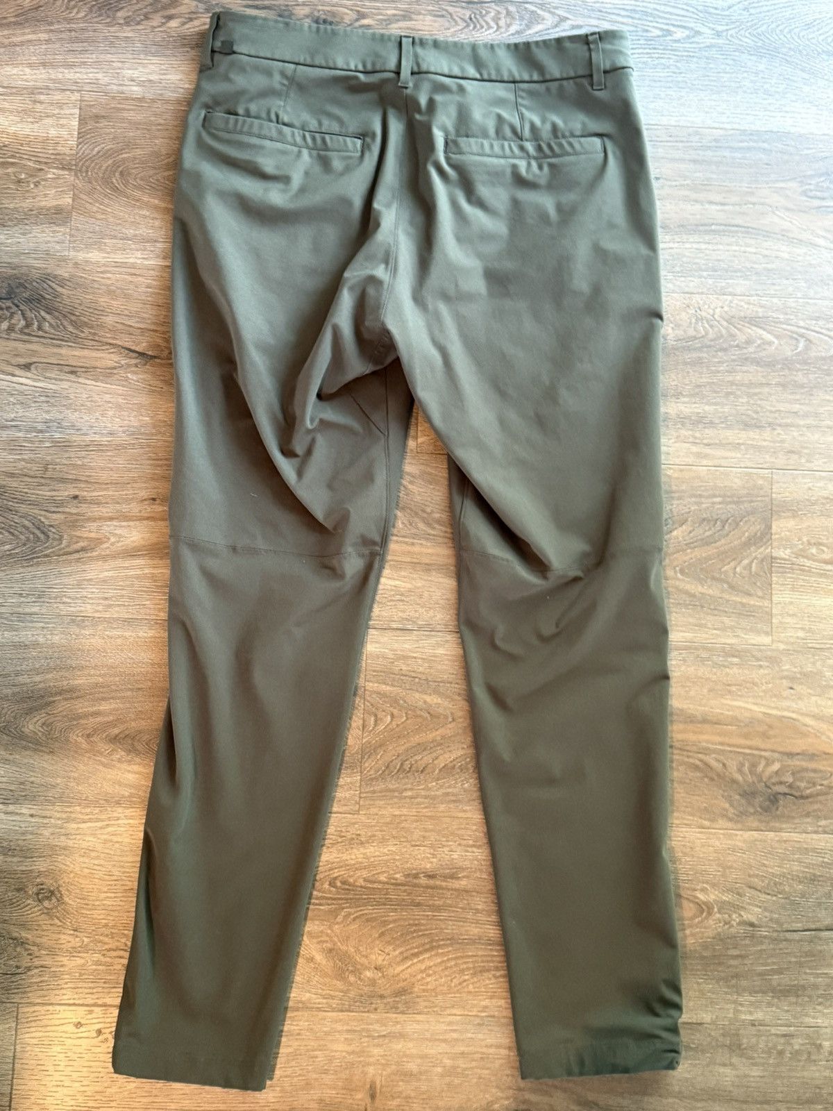 Lululemon Lululemon slim commission pants size 33 waist Size US 33 - 3 Thumbnail