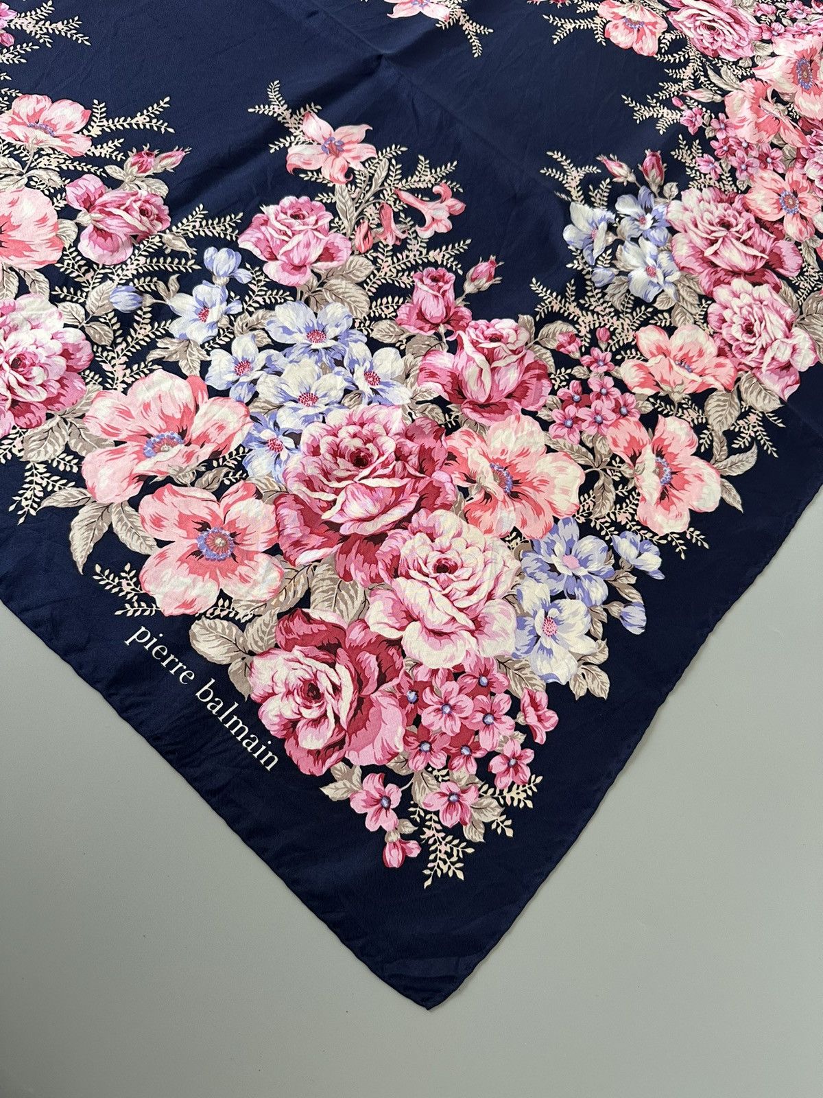Pierre Balmain Pierre Balmain Floral Pattern Silk Scarf Size ONE SIZE - 9 Thumbnail