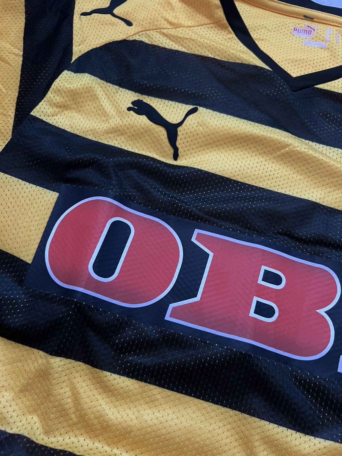 Puma BSC YOUNG BOYS PUMA FOOTBALL SHIRT 2008-2009 JERSEY SIZE S Size US S / EU 44-46 / 1 - 5 Thumbnail