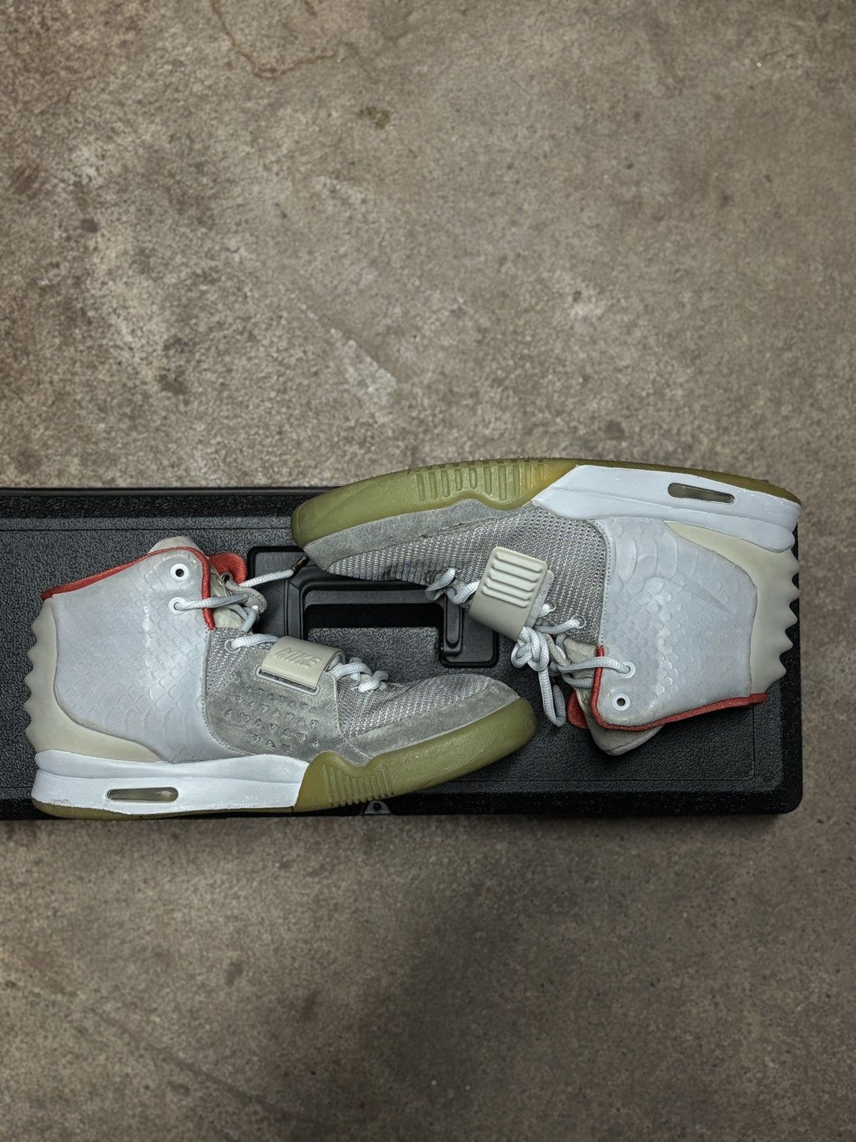Kanye West × Nike Nike Air Yeezy 2 NRG 'Pure Platinum' Size US 11 / EU 44 - 1 Thumbnail