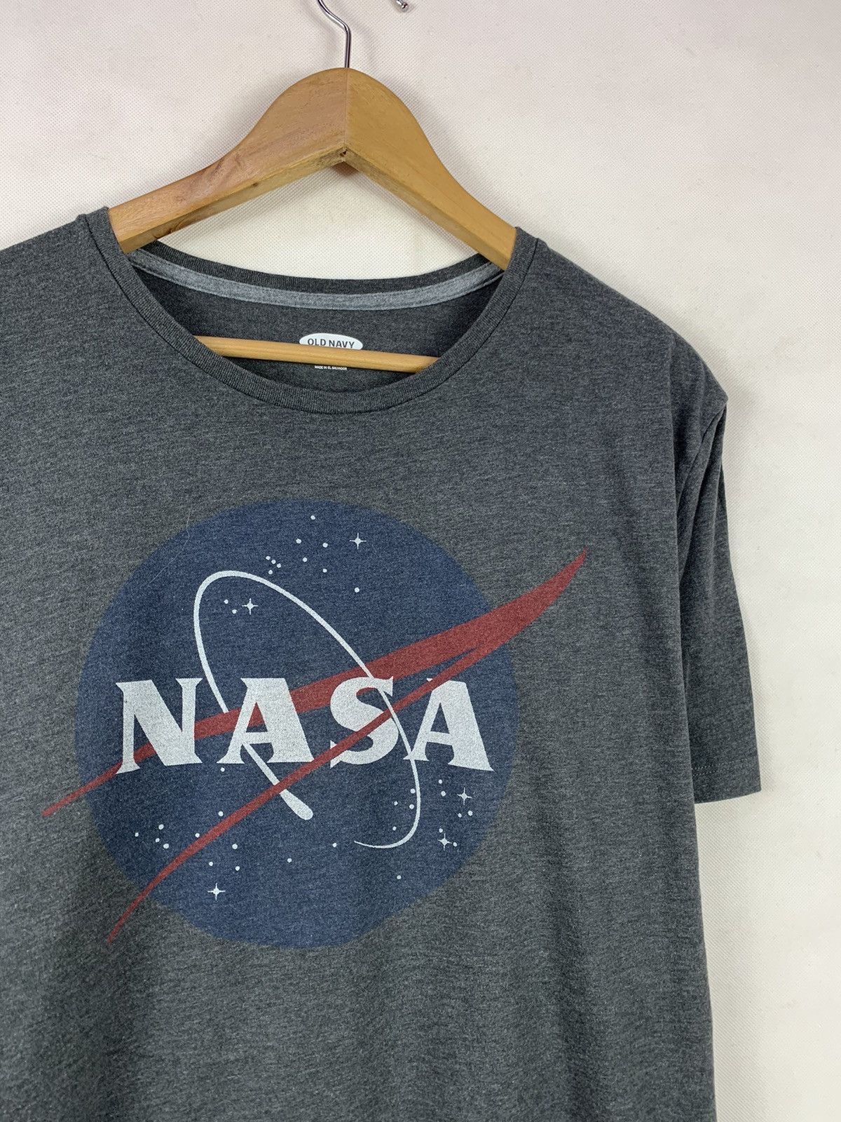NASA Steals! Old Navy Nasa Logo Tee Big Logo Size US XL / EU 56 / 4 - 2 Thumbnail