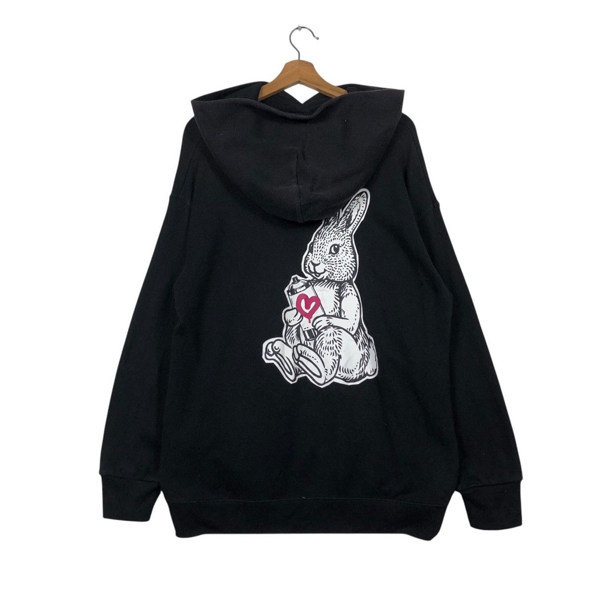 Japanese Brand Lady Aiko × Uniqlo UT — Black “Love Bunny” Archive Street Ar Size US M / EU 48-50 / 2 - 9 Thumbnail