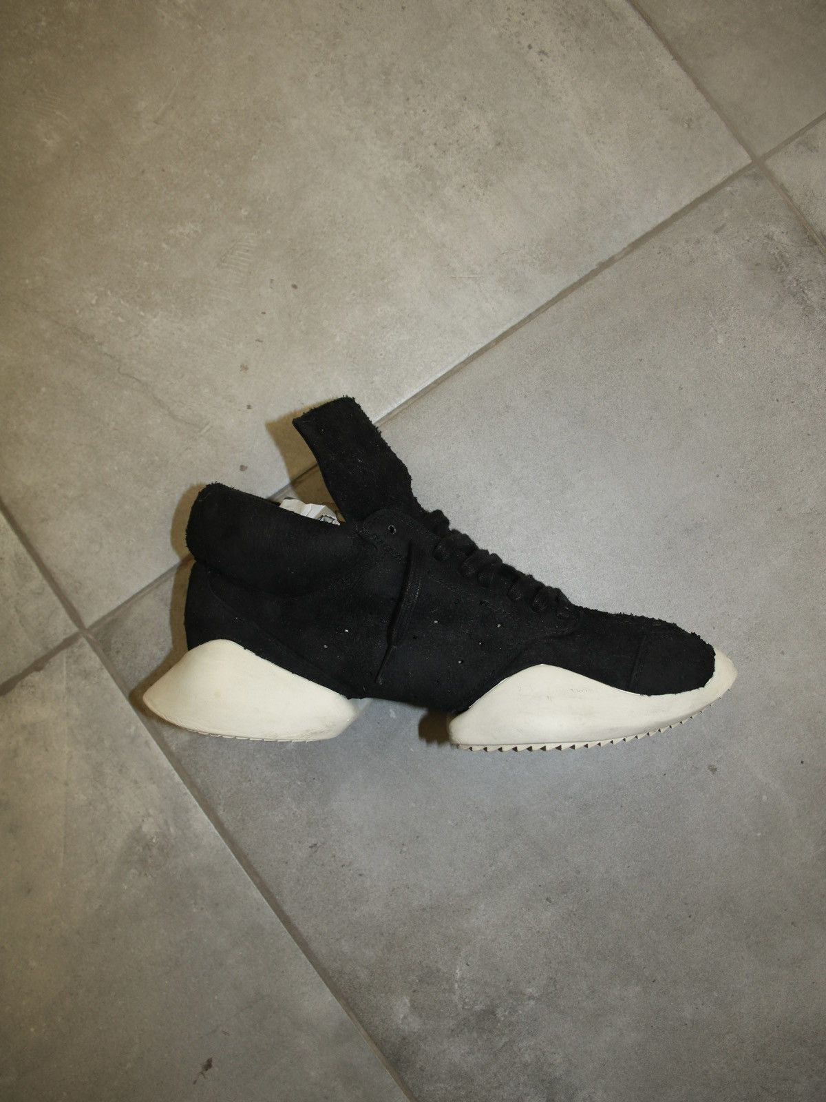 Adidas × Rick Owens Rick Owens x Adidas Runner Soft Leather Black Size US 6 / EU 39 - 6 Thumbnail