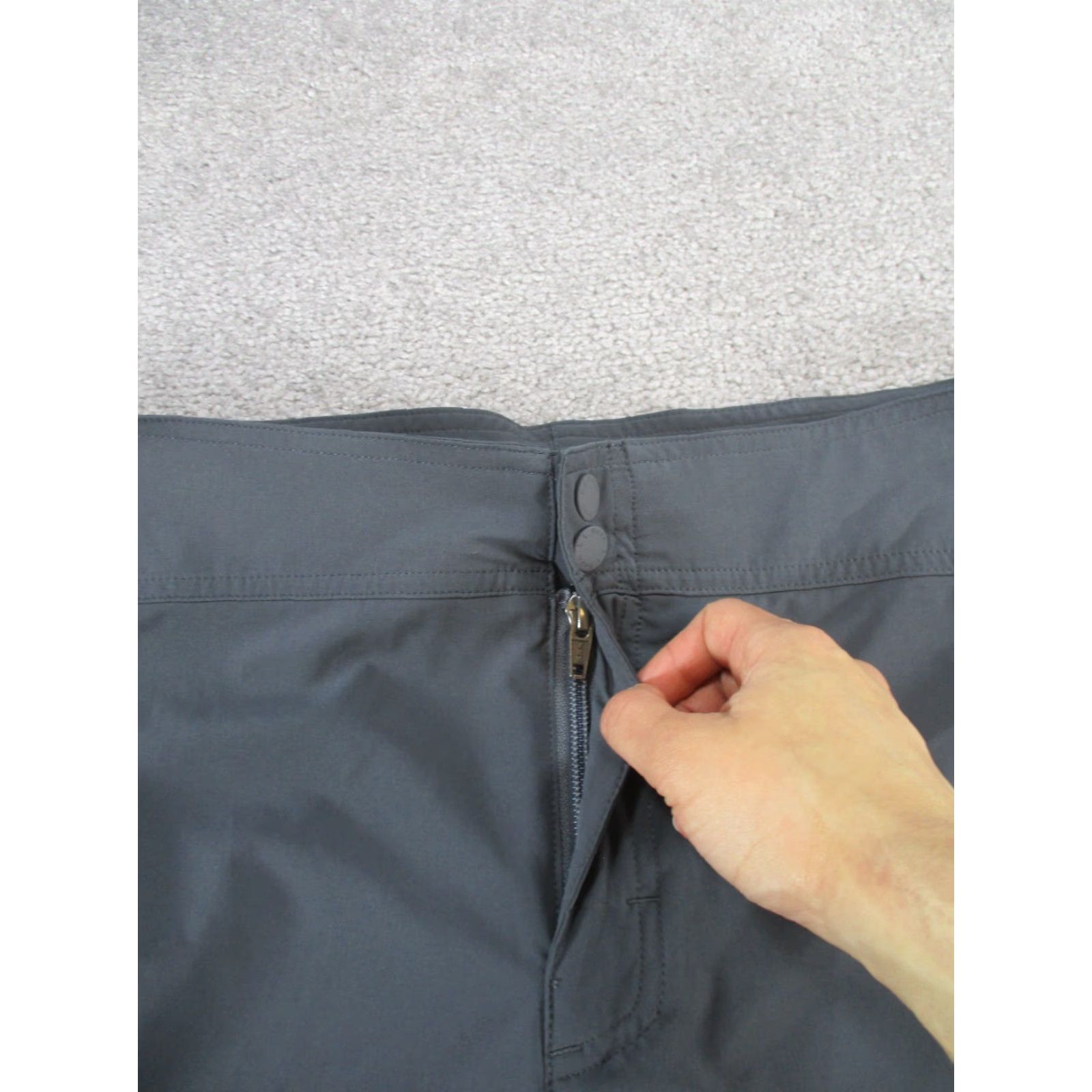 Vintage VINTAGE L.L.Bean Shorts Womens 8 Cargo Casual Outdoor 6.5" Gray Lightweight Size 30" / US 8 / IT 44 - 3 Thumbnail