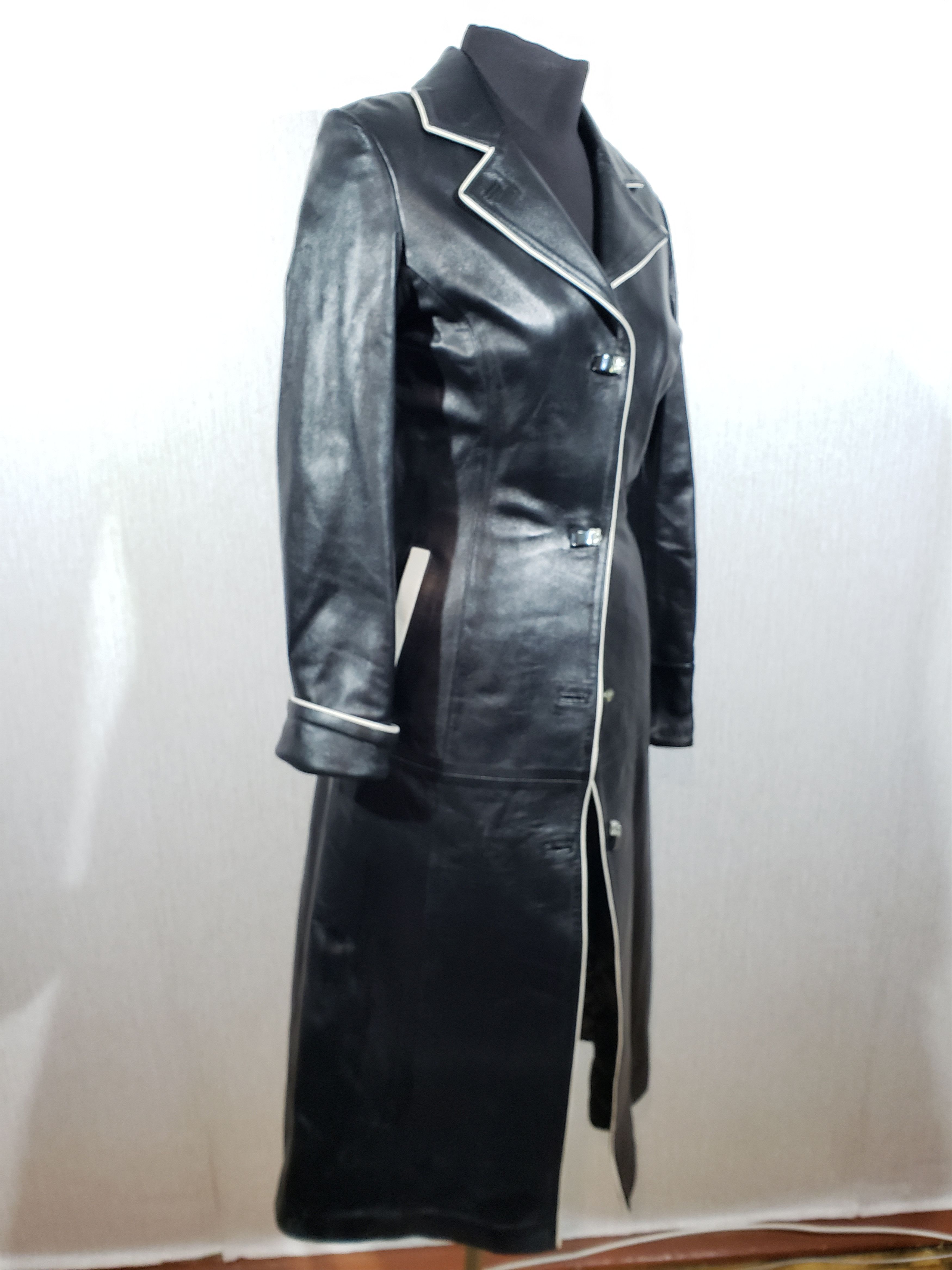 Uniqlo Elegant women's black leather jacket. Size S / US 4 / IT 40 - 3 Thumbnail