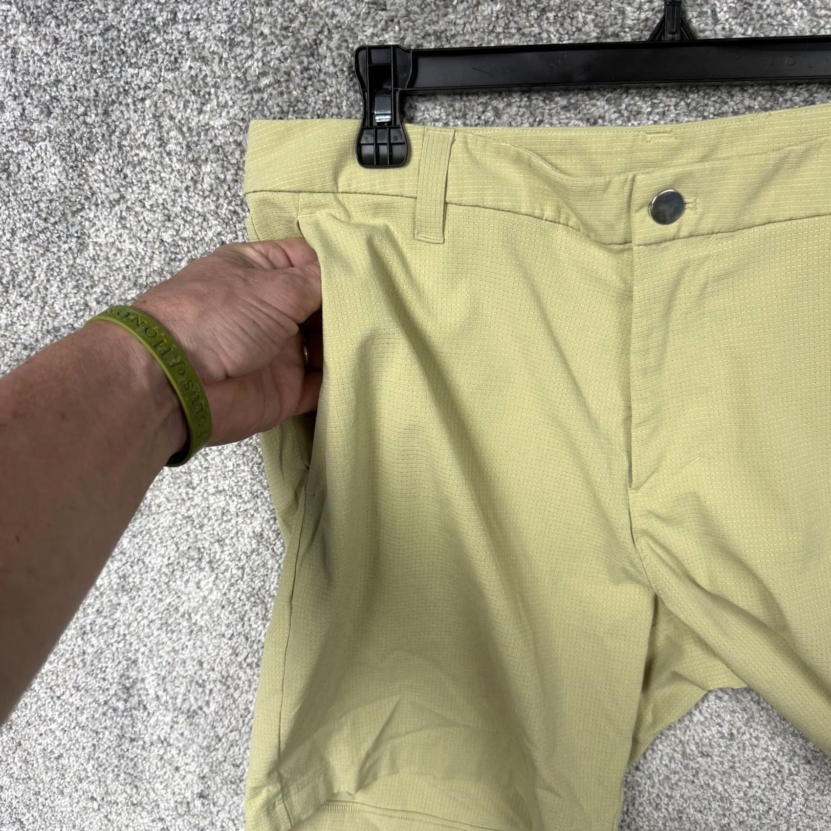 Lululemon Lululemon Shorts Mens 31 Green Athletic 7 Inseam Zip Pocket Lightweight Quick Dry Golf Casual Shirt/Shorts Size US 31 - 7 Thumbnail