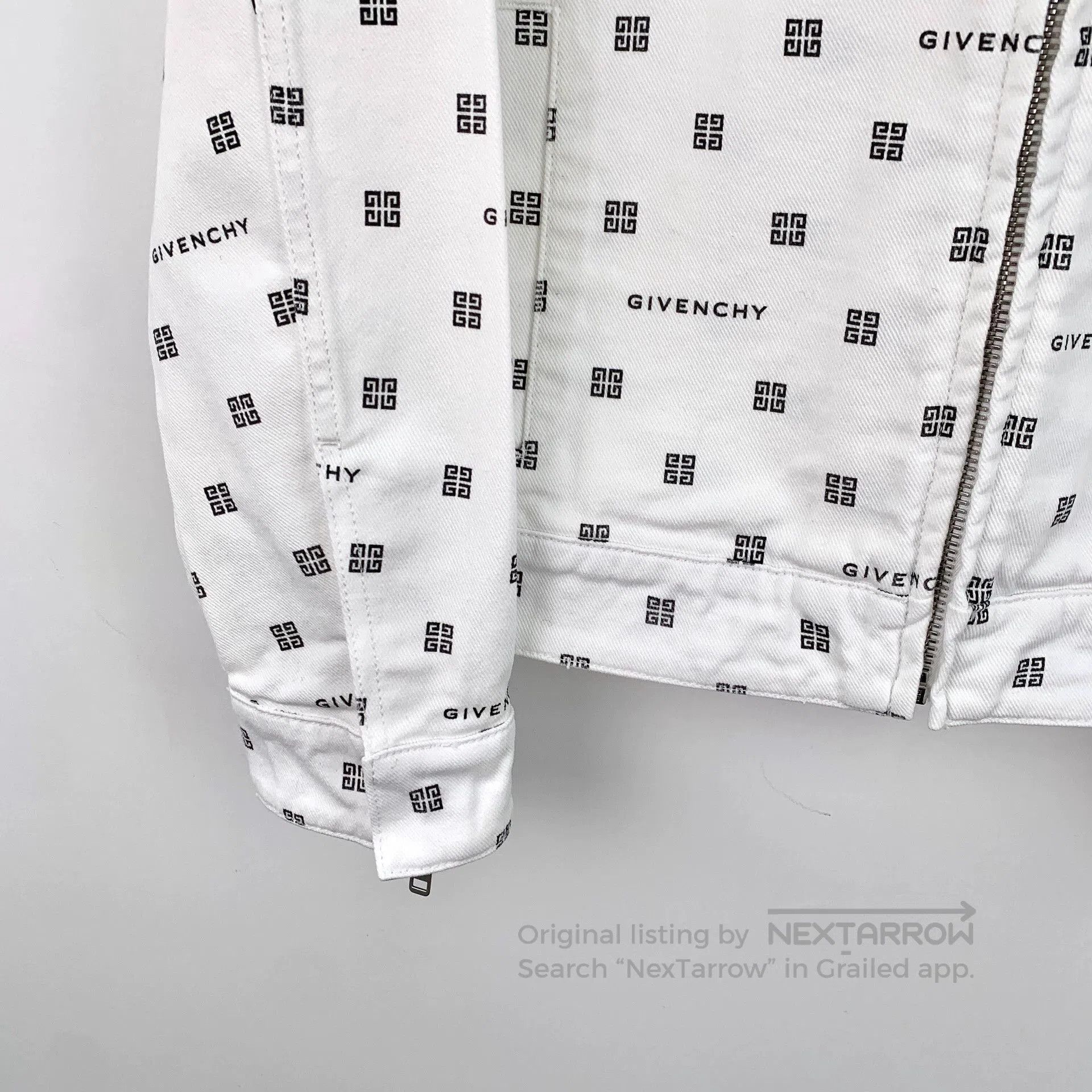 Givenchy givenchy x disney white logo jacket. Size US XXS / EU 40 - 4 Thumbnail