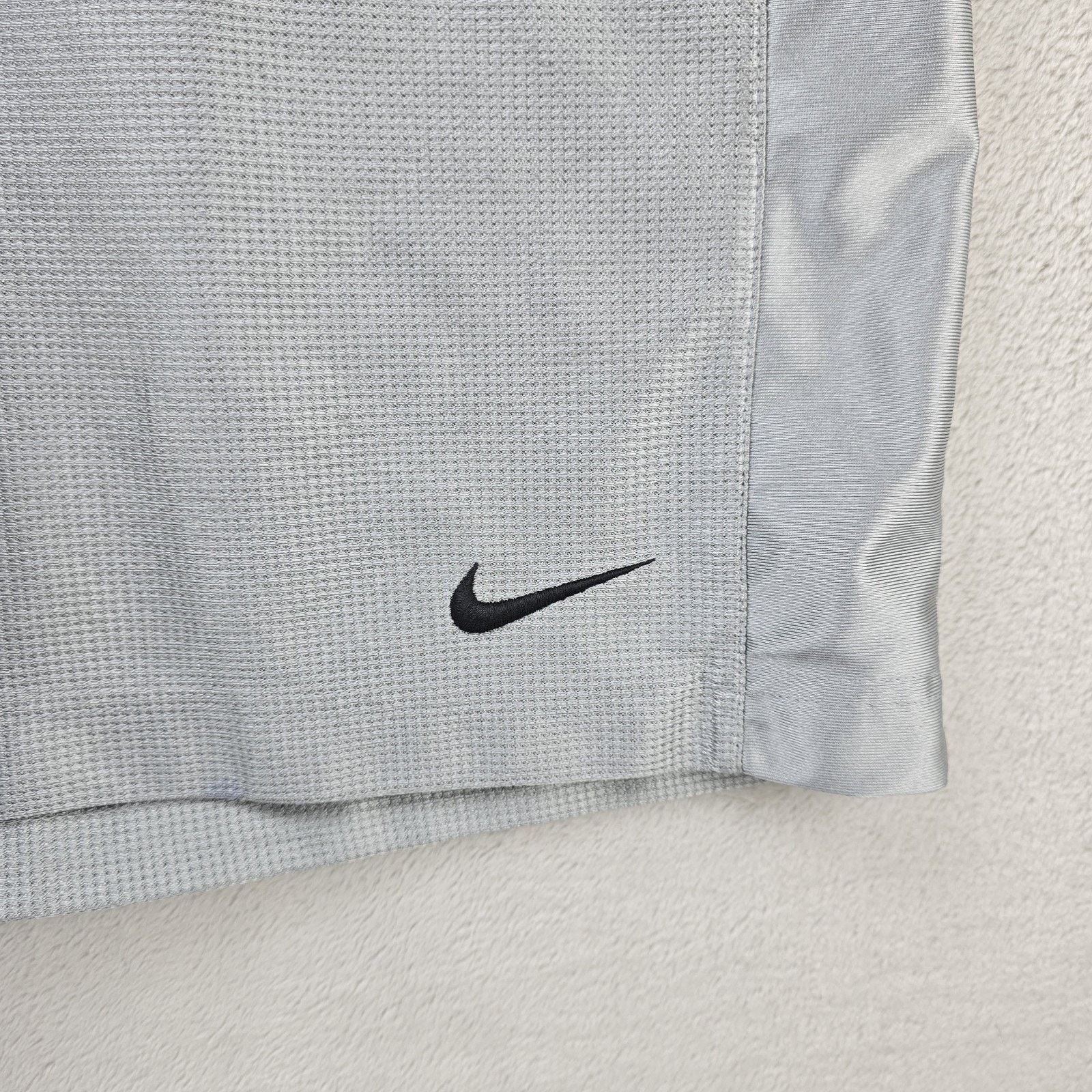 Nike Vintage Nike Basketball Shorts Medium Shiny Dazzle Silky Y2K Size US 36 / EU 52 - 2 Thumbnail