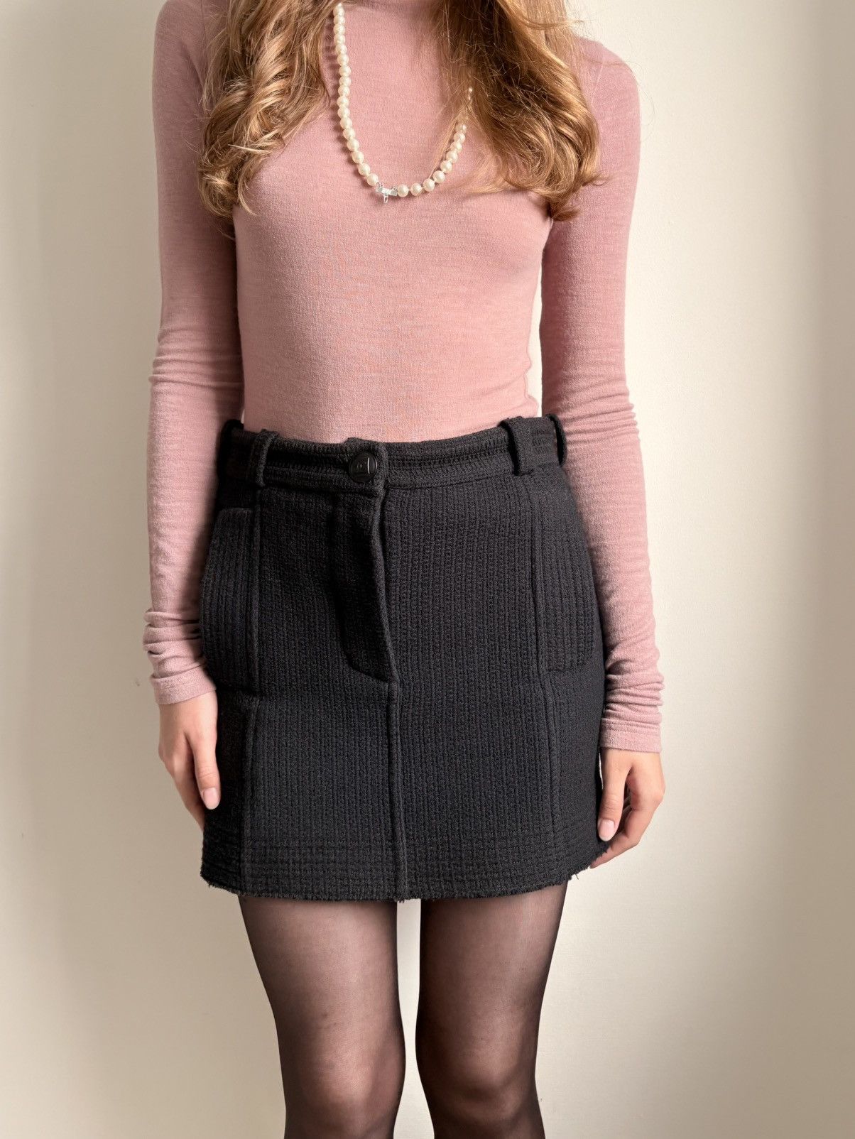 CHANEL SPORTS LINE 2008 BLACK WOOL TWEED MINI SKIRT 34 XS