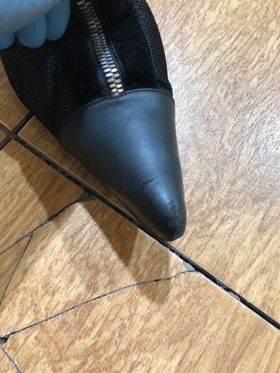 Yves Saint Laurent Vintage Yves Saint Laurent Signature Ankle Boots Size US 9.5 / IT 39.5 - 11 Thumbnail