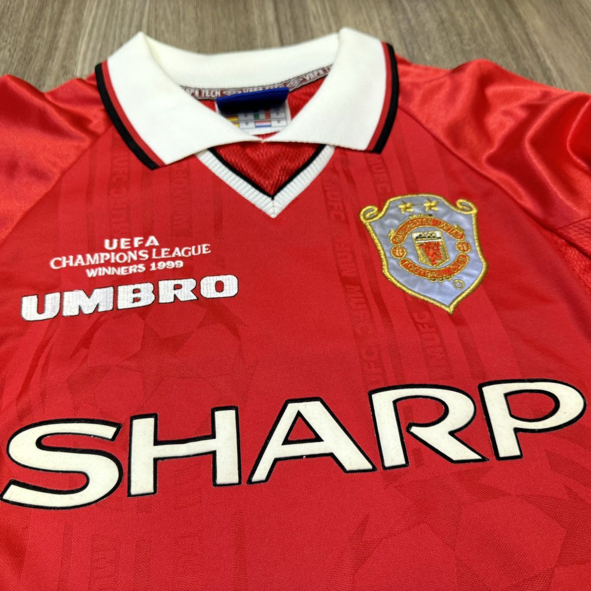 Umbro manchester united 99/00 champions league home shirt #9 Cole Size US M / EU 48-50 / 2 - 6 Thumbnail