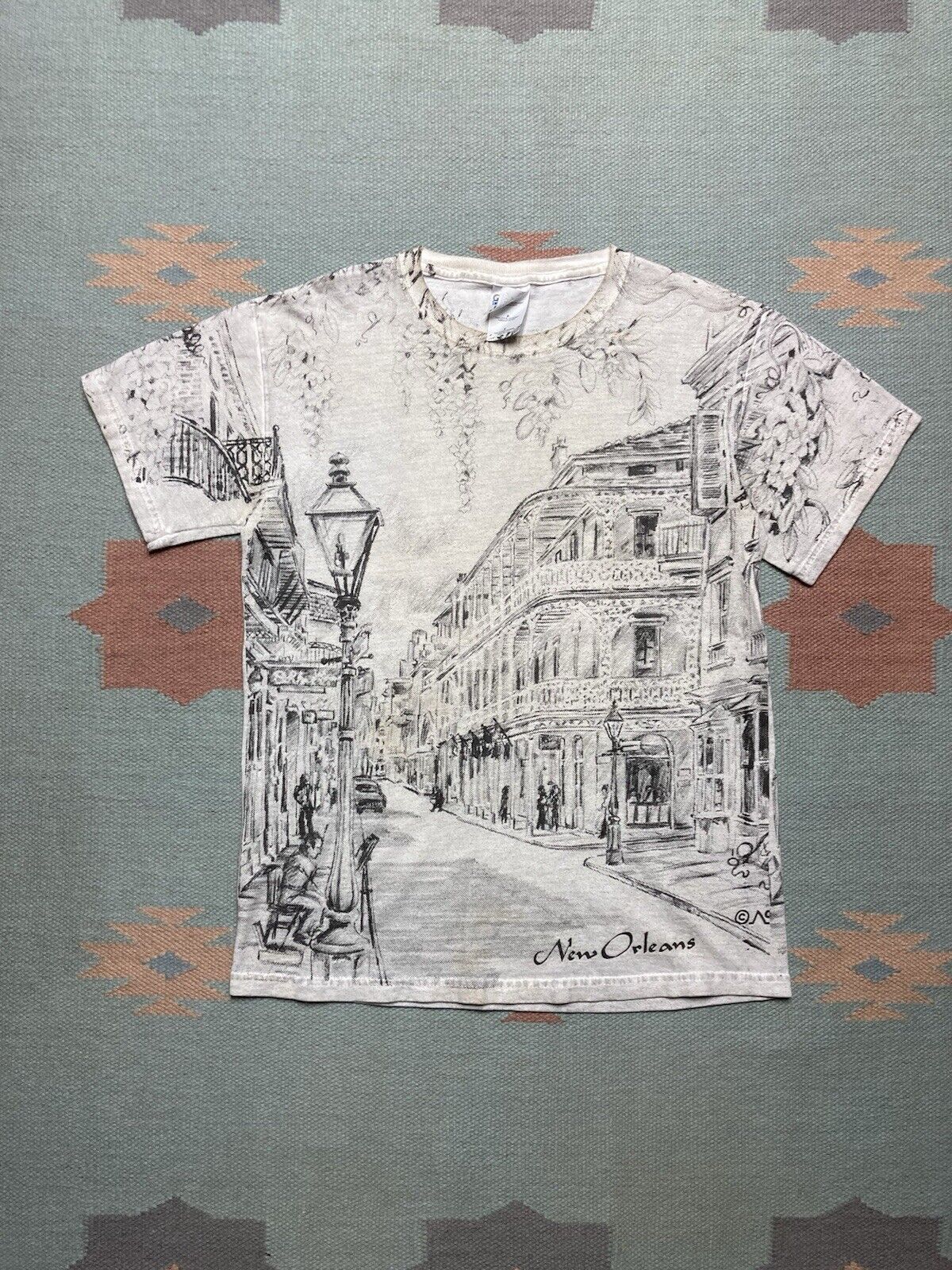 Gildan × Vintage VTG t shirt New Orleans all over print AOP cotton downtown S Size US S / EU 44-46 / 1 - 1 Thumbnail