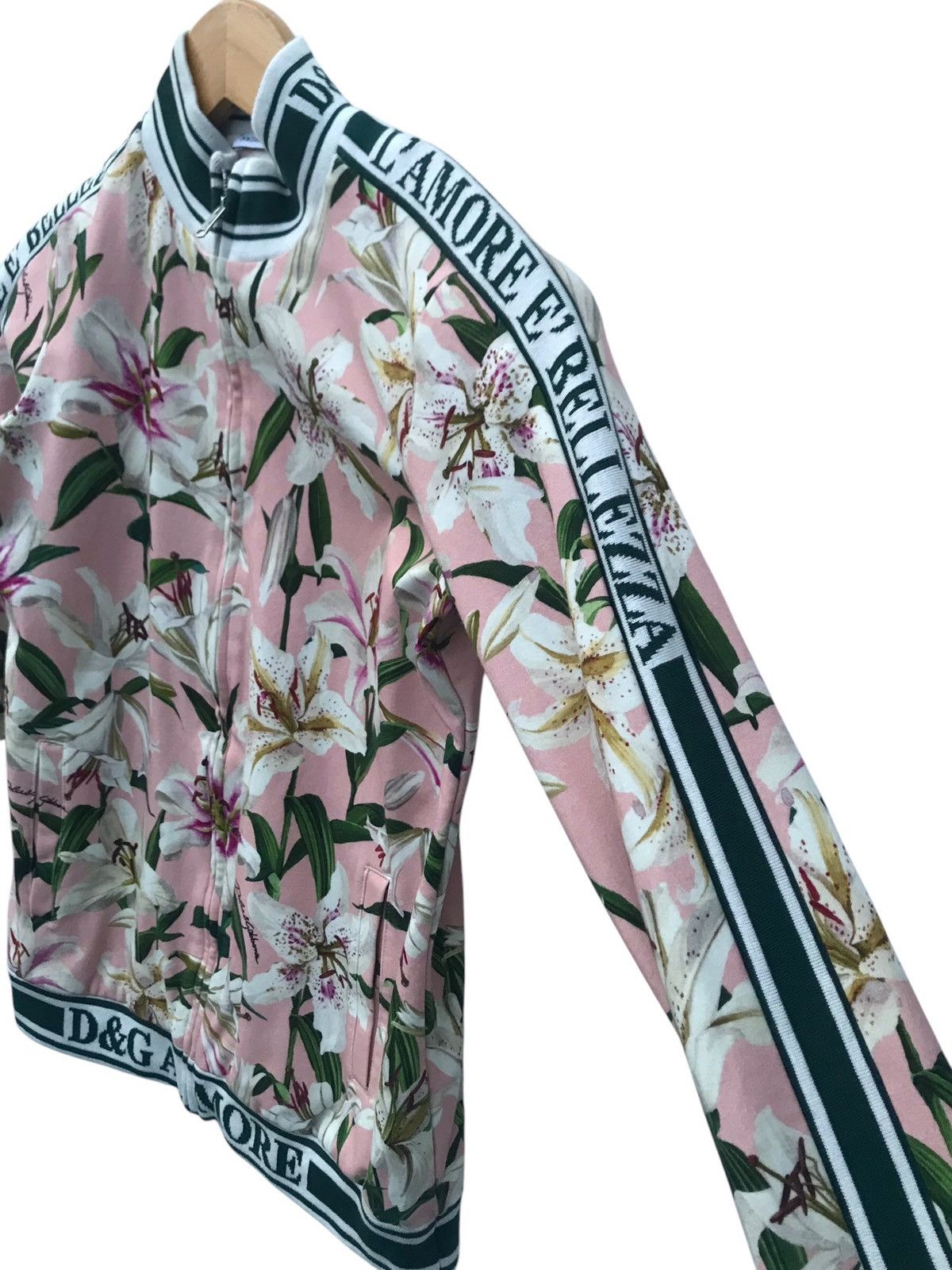 Dolce & Gabbana Dolce & Gabbana Lily Floral Overprinted Sweater Size XS / US 0-2 / IT 36-38 - 7 Thumbnail