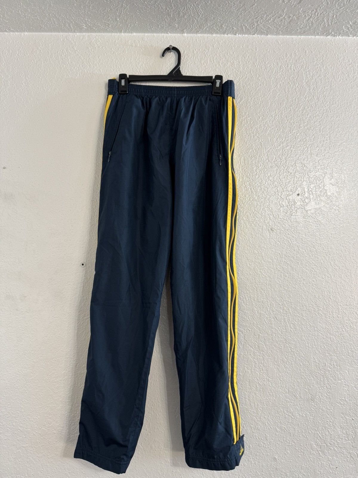 Adidas Adidas track pants Size US 32 / EU 48 - 1 Thumbnail