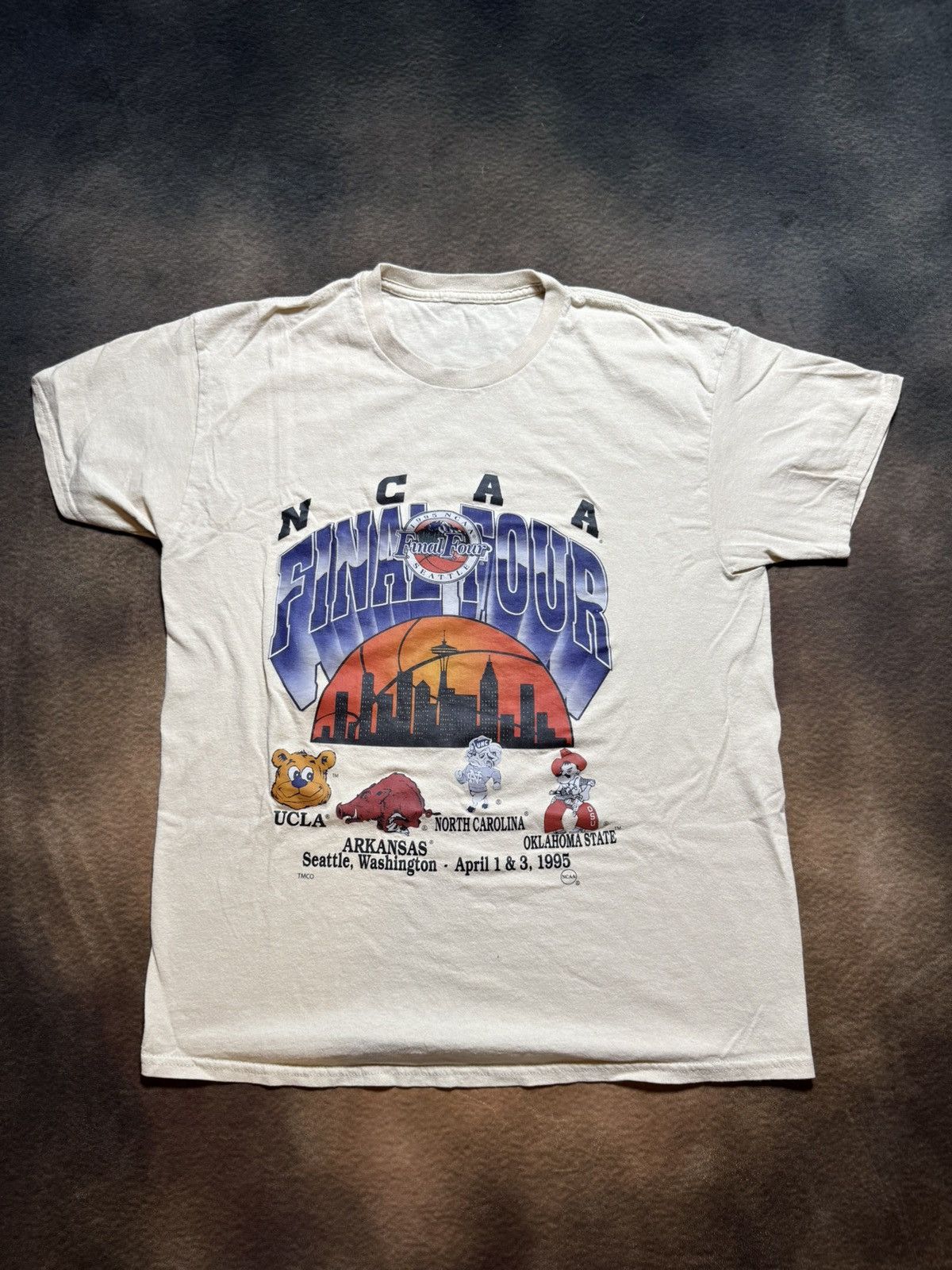 Other 1995 Final Four tee size Medium Size US M / EU 48-50 / 2 - 1 Preview