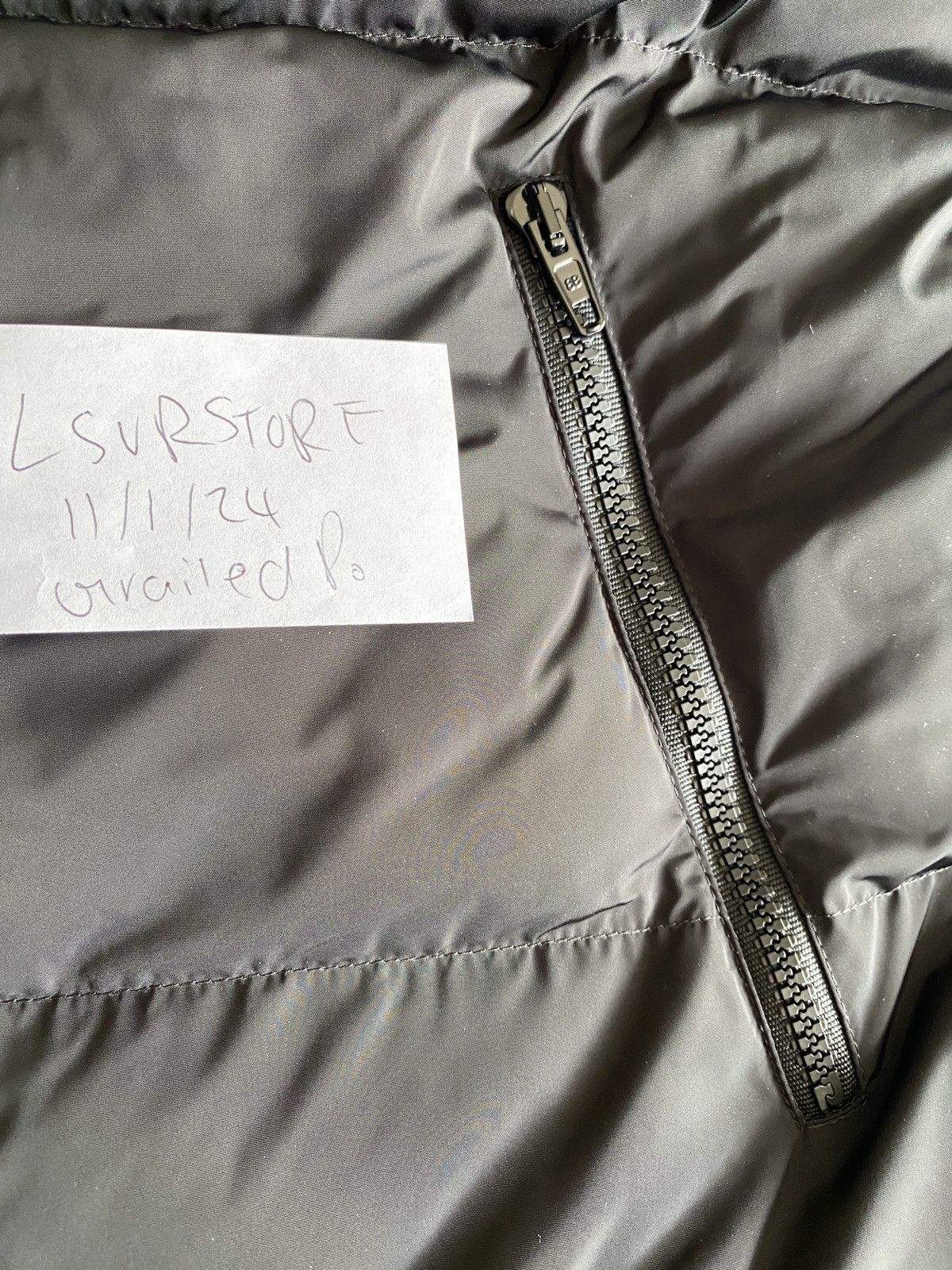 Balenciaga Balenciaga FW23 Runway Inflatable Puffer Jacket wPump L RARE Size US L / EU 52-54 / 3 - 8 Thumbnail