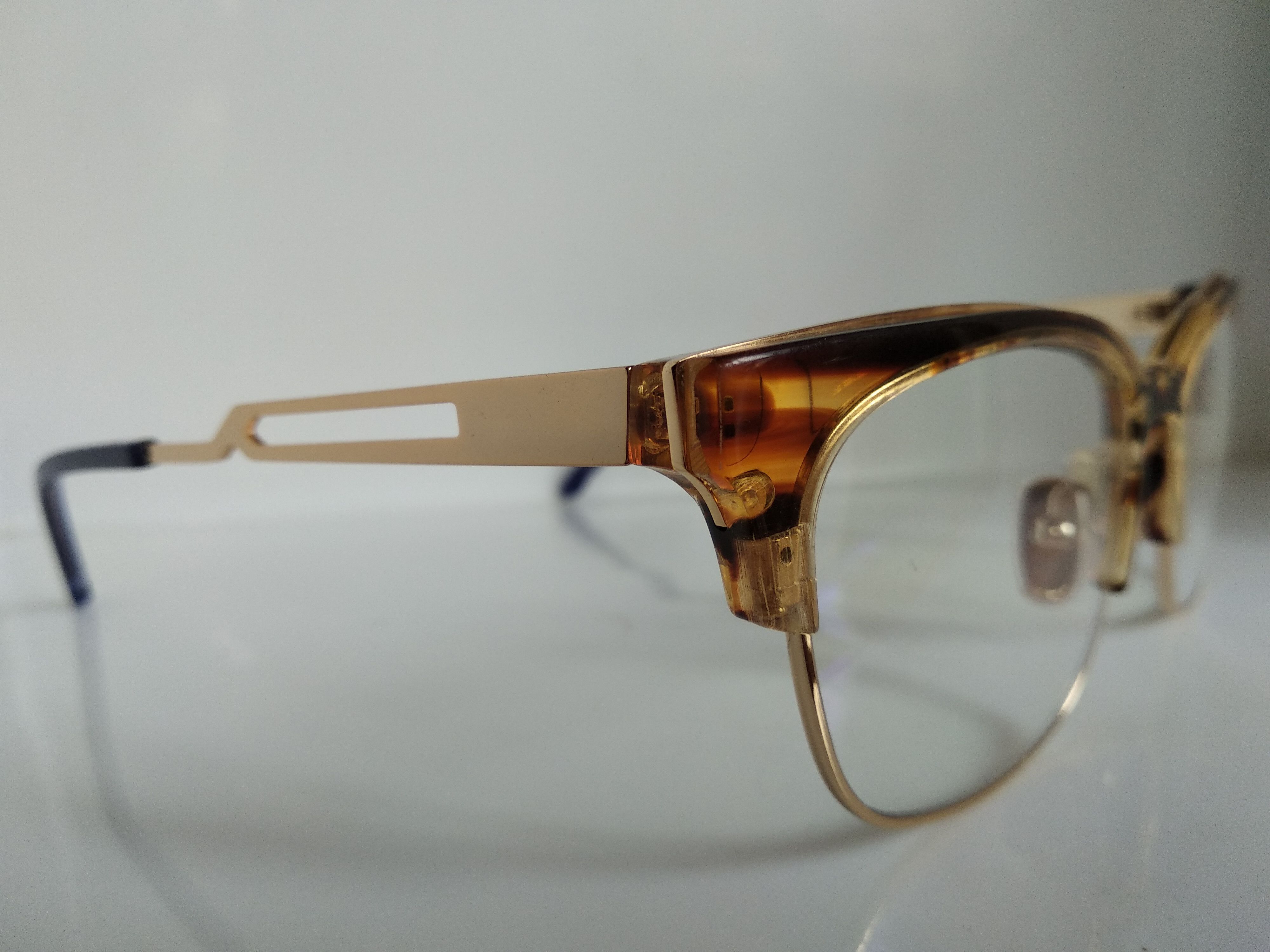 Other COCO AND BREEZY Mod Malcolm X Brown Gold Eyeglasses Frame Size ONE SIZE - 2 Thumbnail